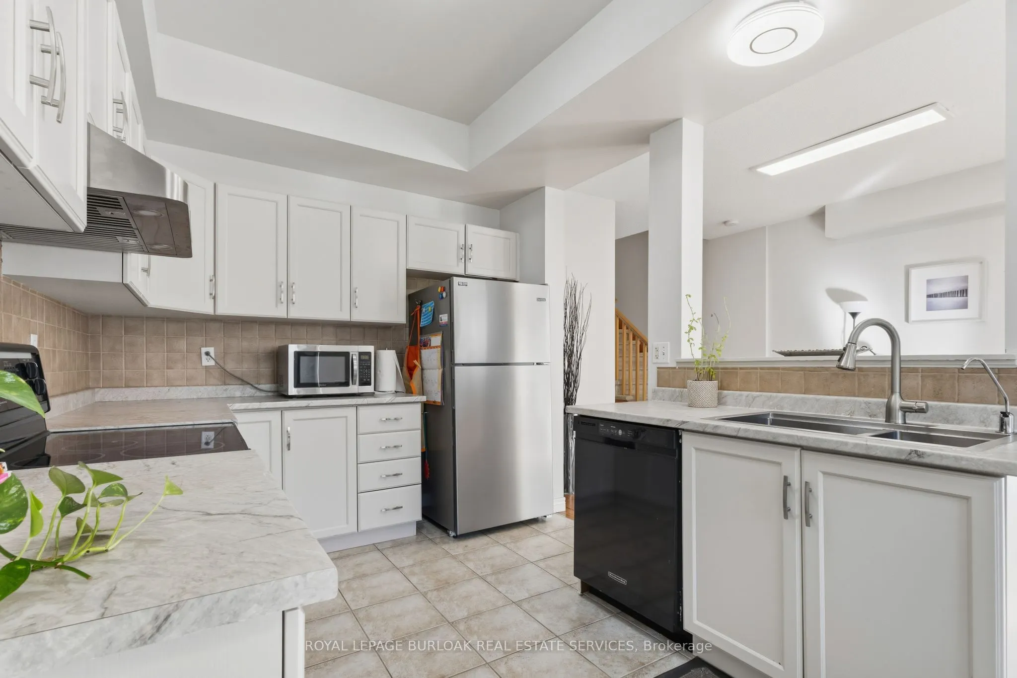 232 Stonehenge Drive, #37