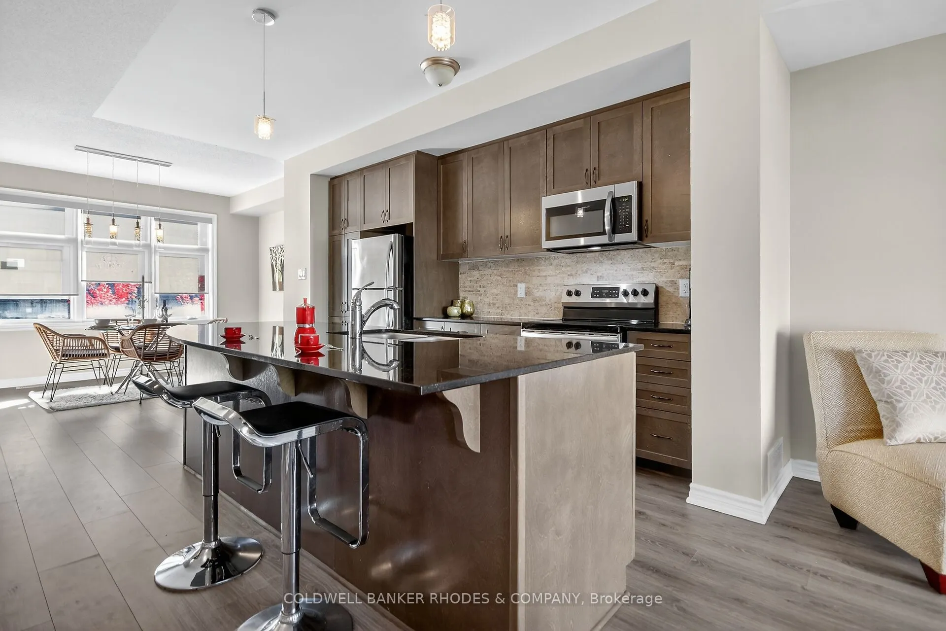 815 Mikinak Road