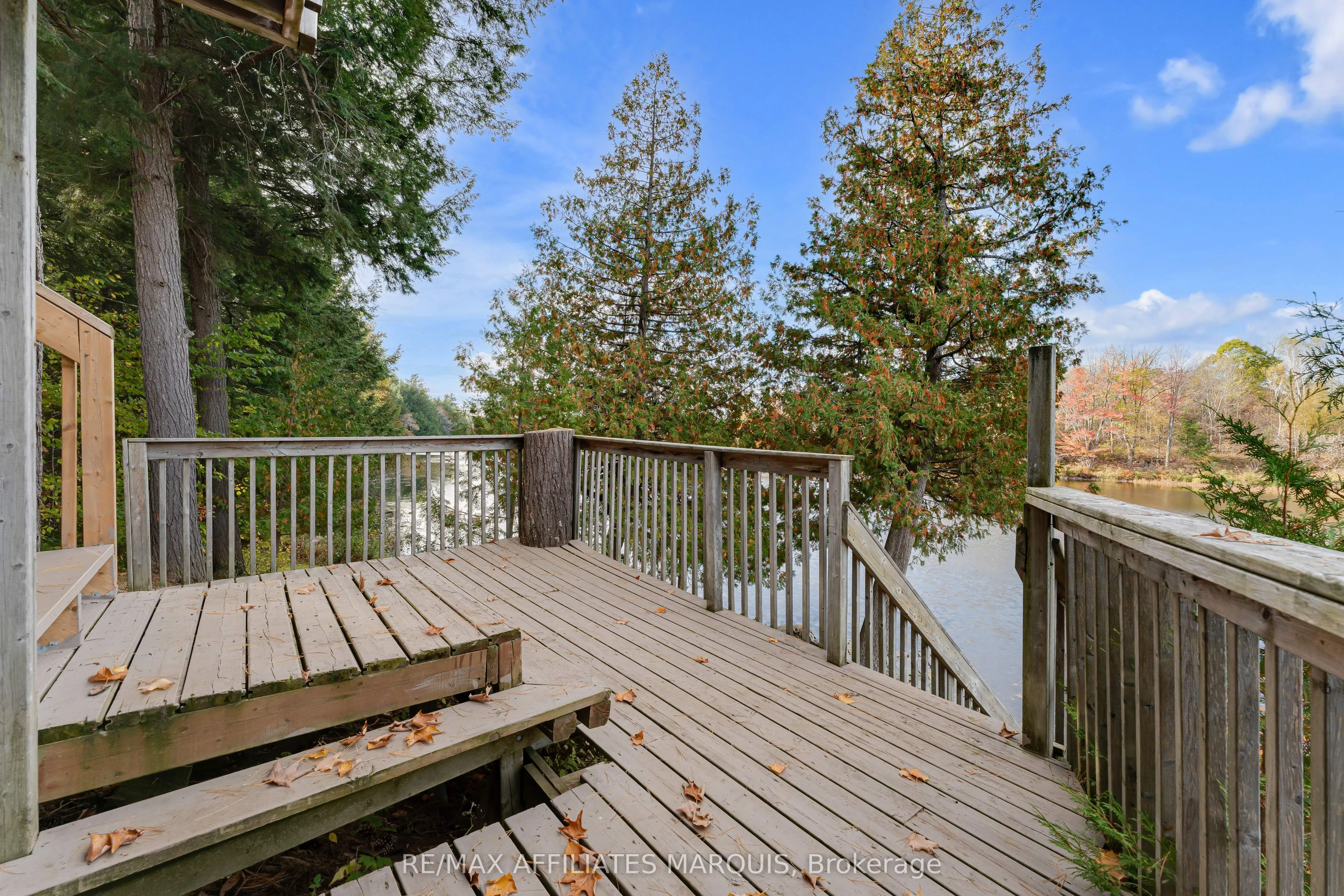 3257B Frontenac Road