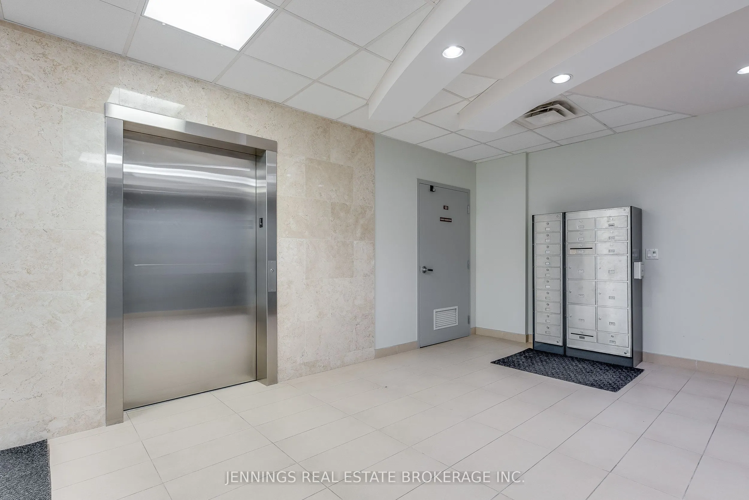 18 Louisa Street, #274