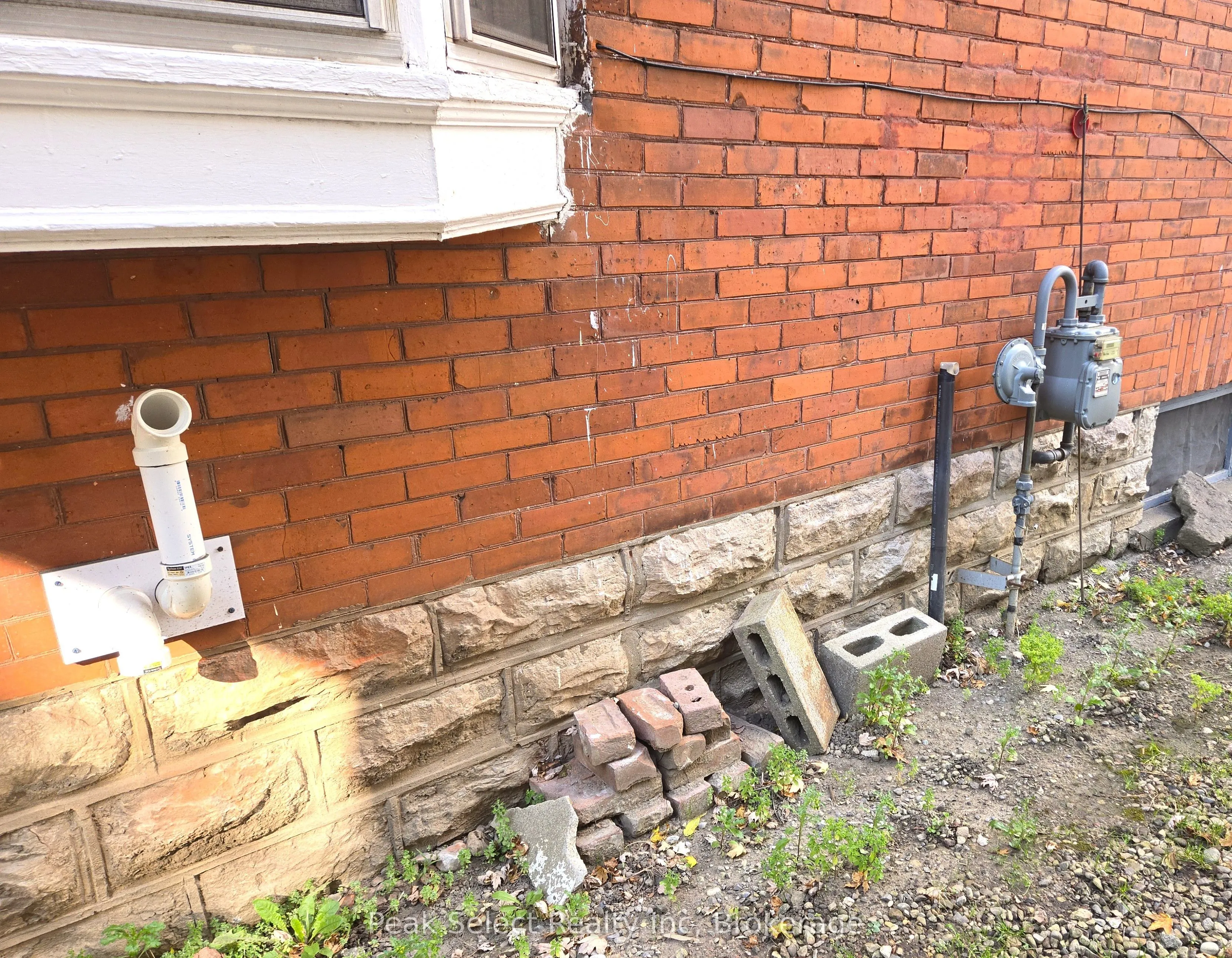 261 Ontario Street
