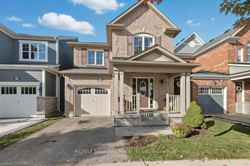 286 Apple Hill Crescent
