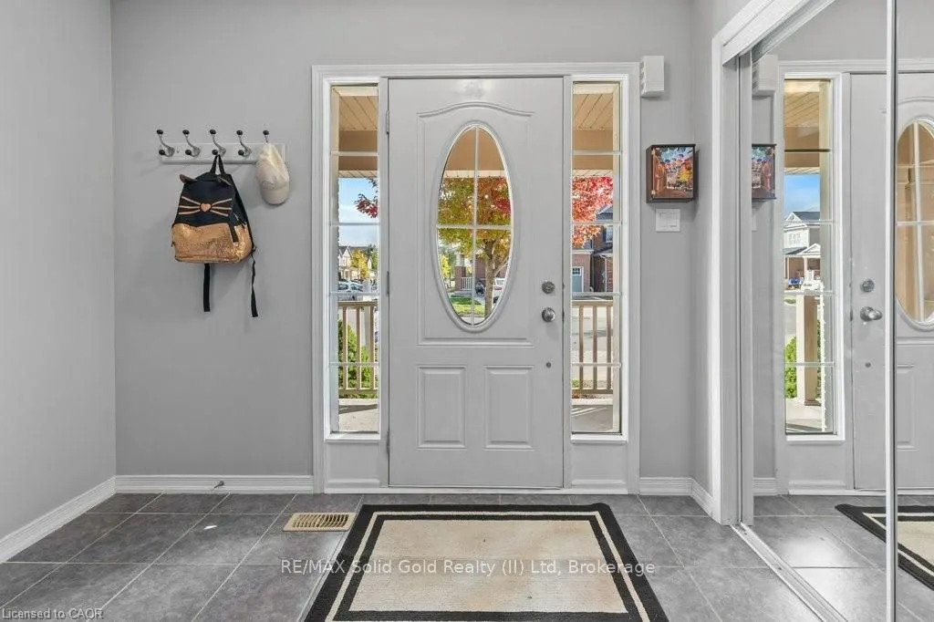 286 Apple Hill Crescent