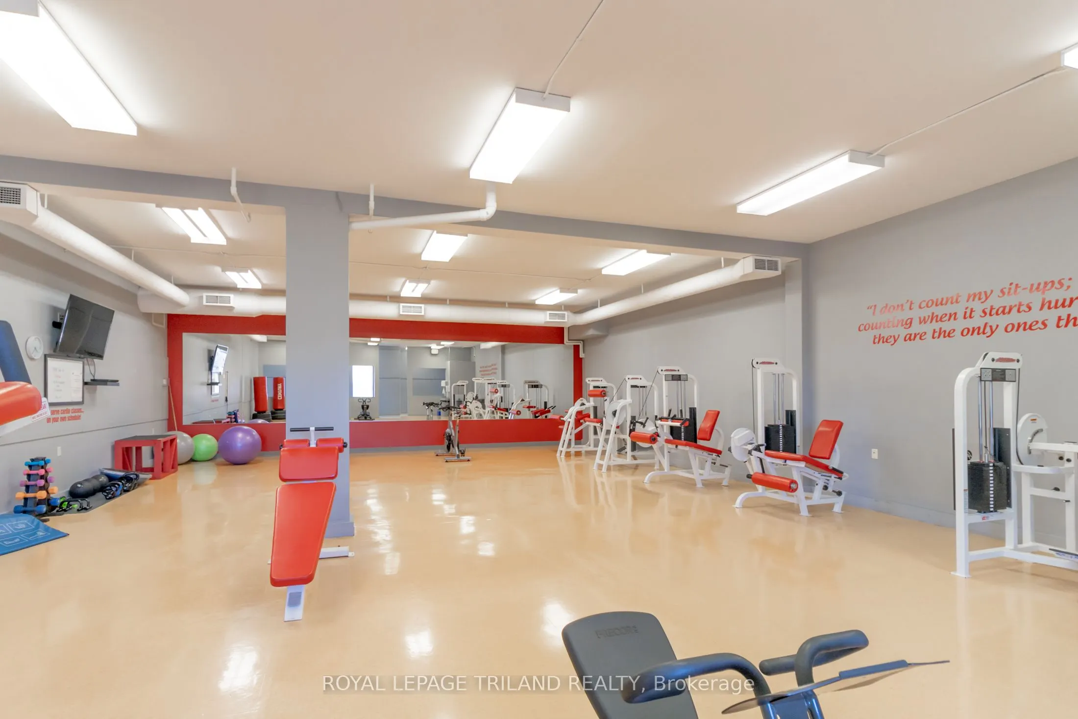 37 ONTARIO Street N, #1