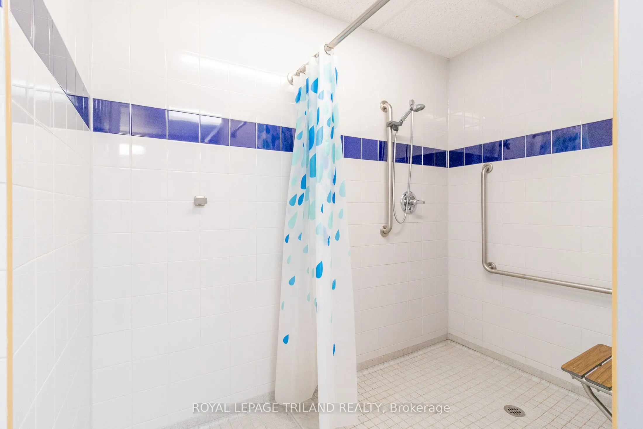 37 ONTARIO Street N, #1