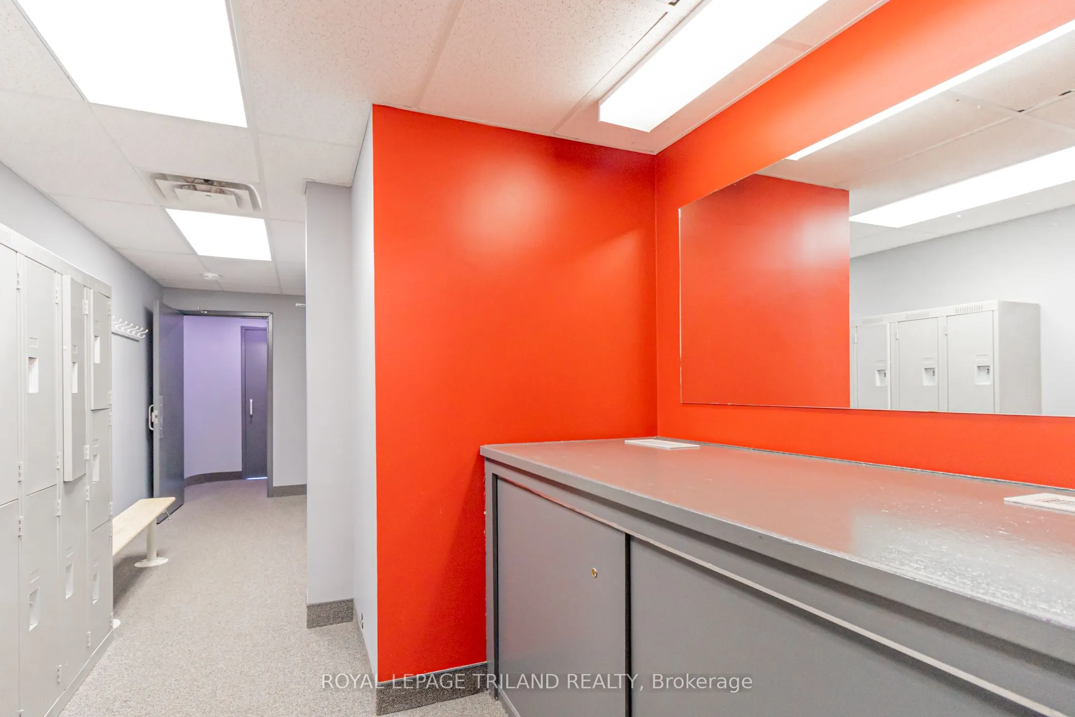 37 ONTARIO Street N, #1
