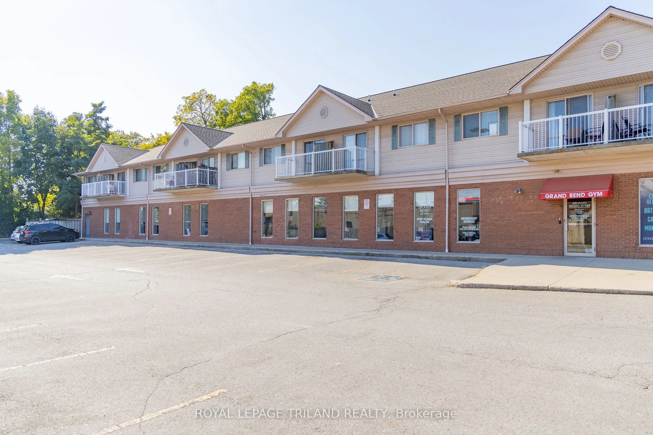 37 ONTARIO Street N, #1