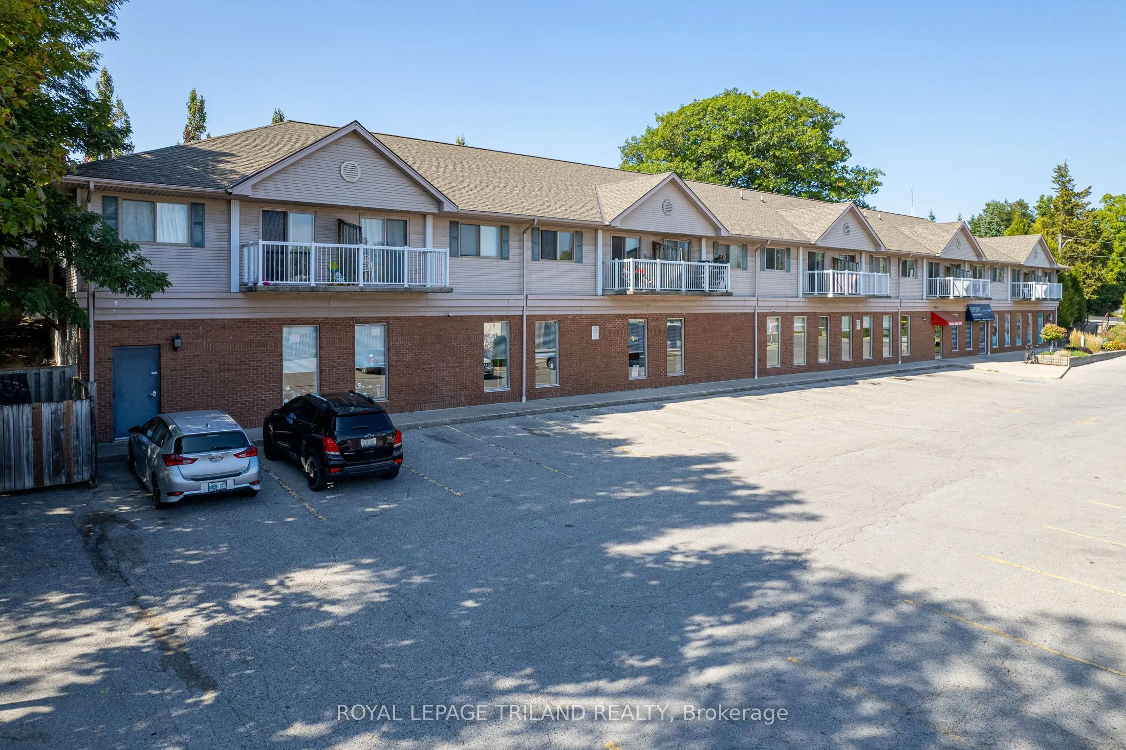 37 ONTARIO Street N, #1