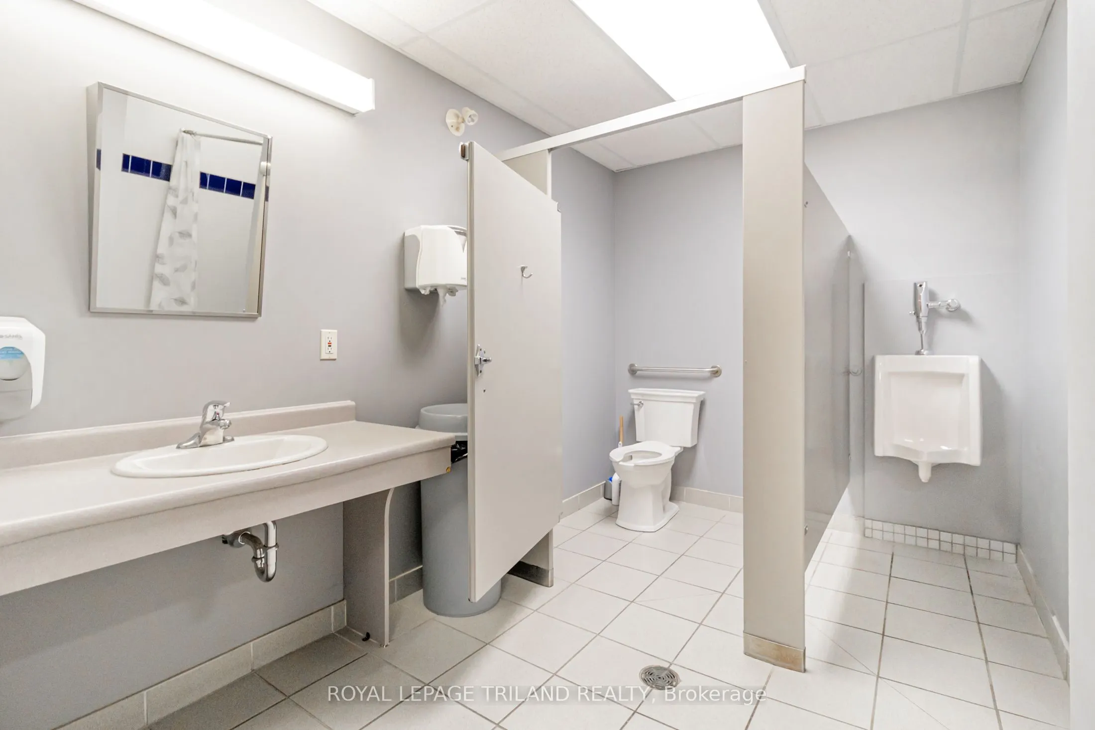 37 ONTARIO Street N, #1