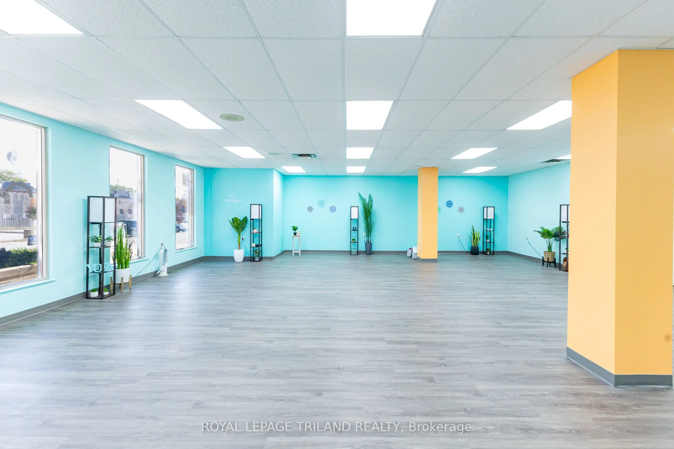 37 ONTARIO Street N, #1