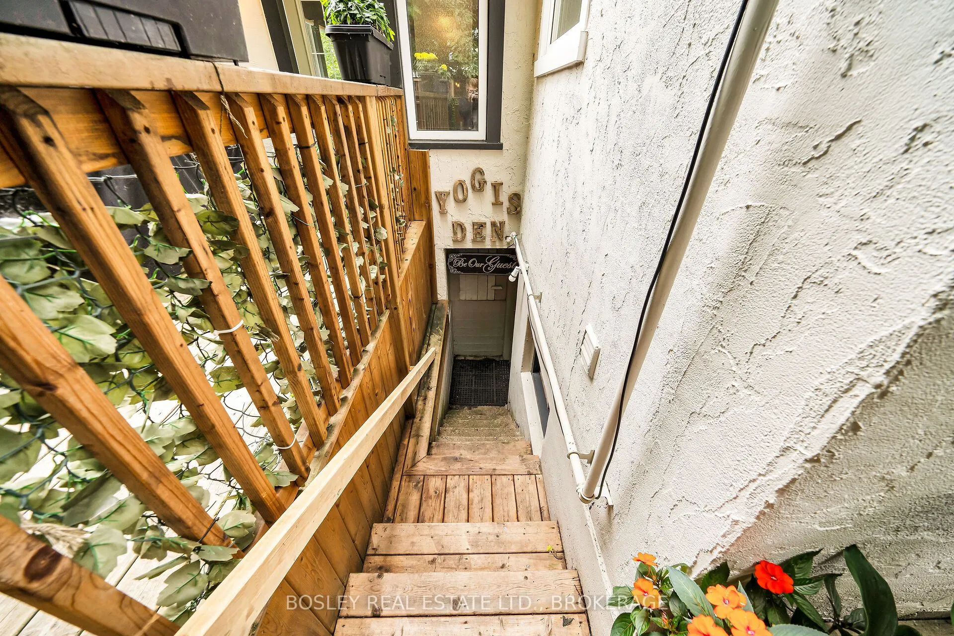 63 Yates Street