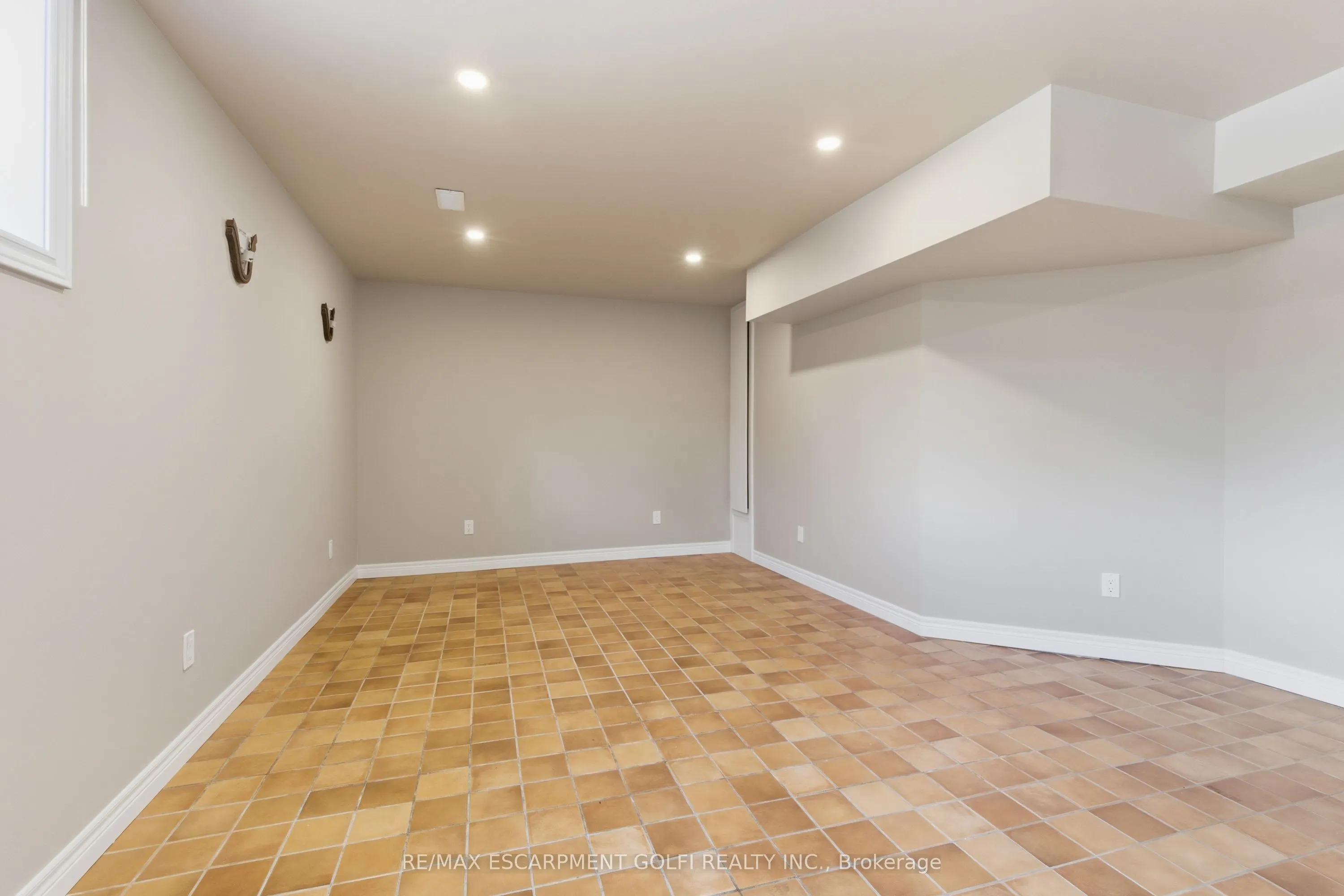 213 Dorchester Drive