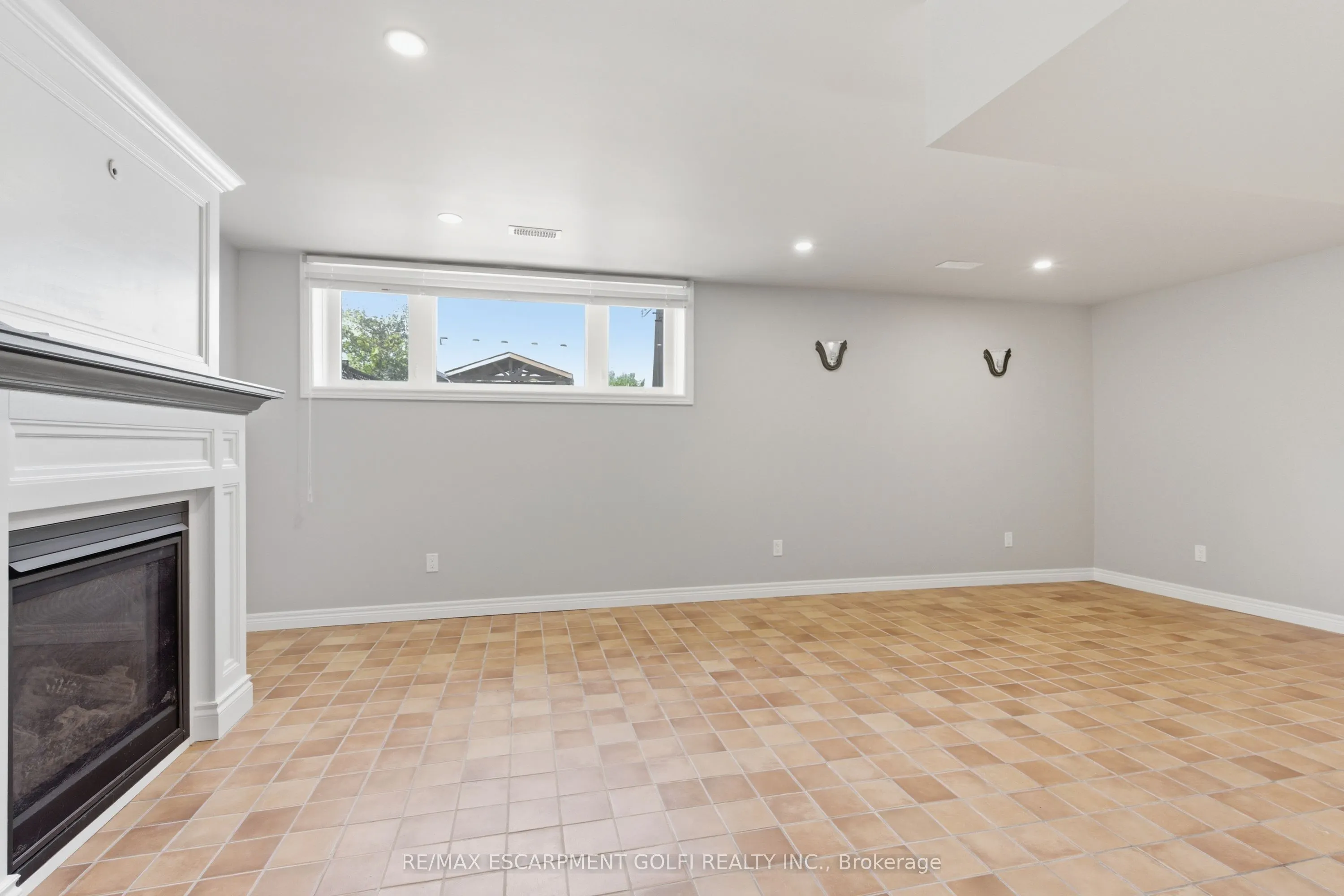 213 Dorchester Drive