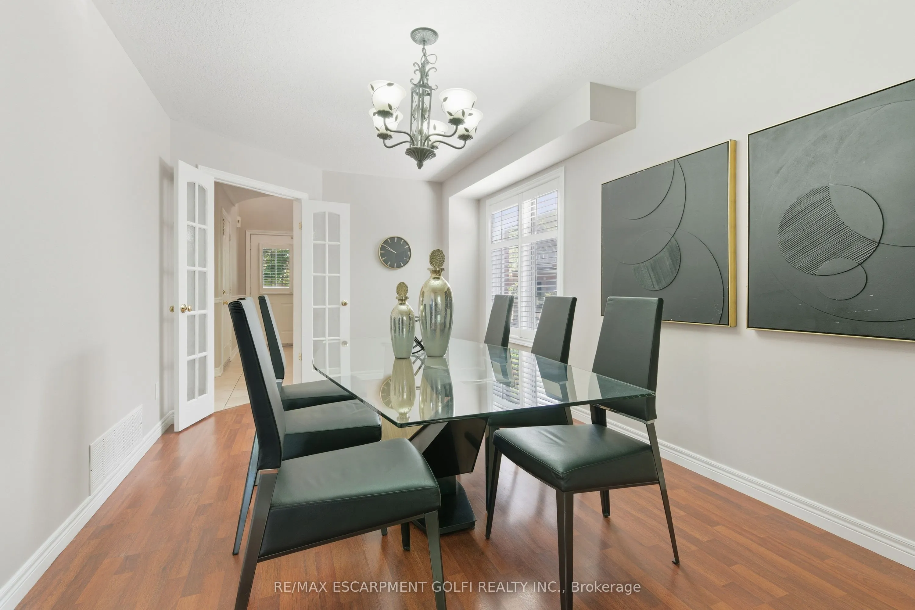 213 Dorchester Drive