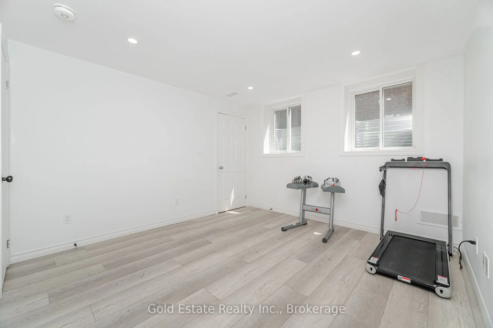 292 Freure Drive, #Bsmt