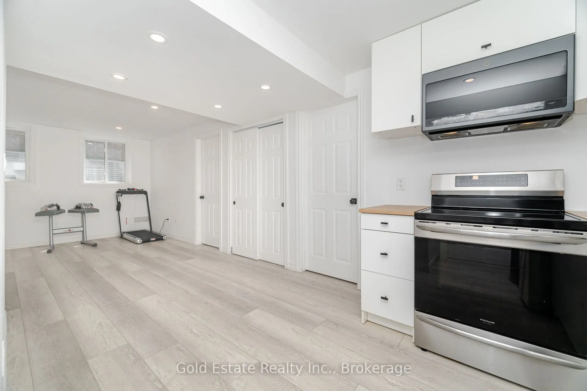 292 Freure Drive, #Bsmt