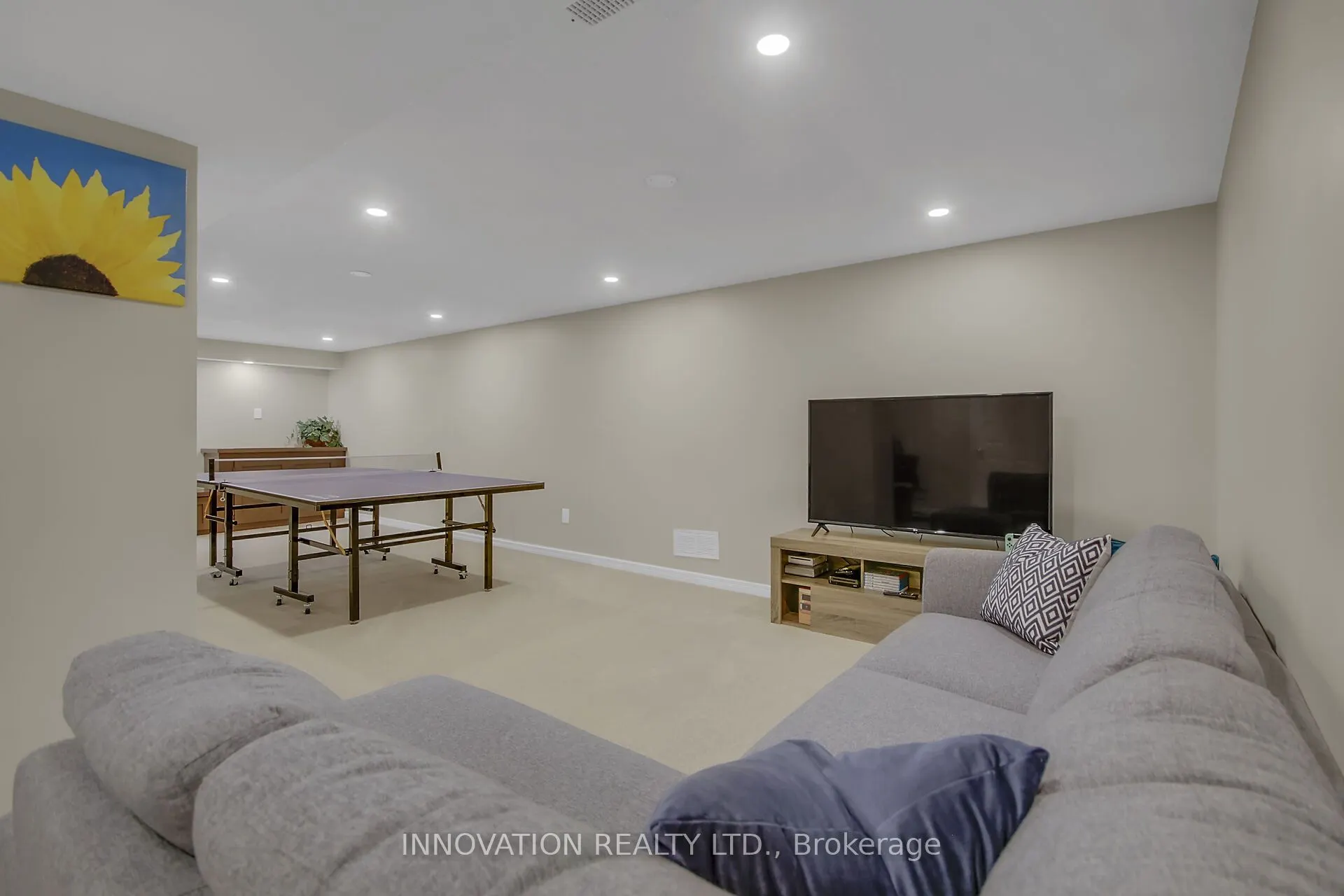 76 Chickasaw Crescent