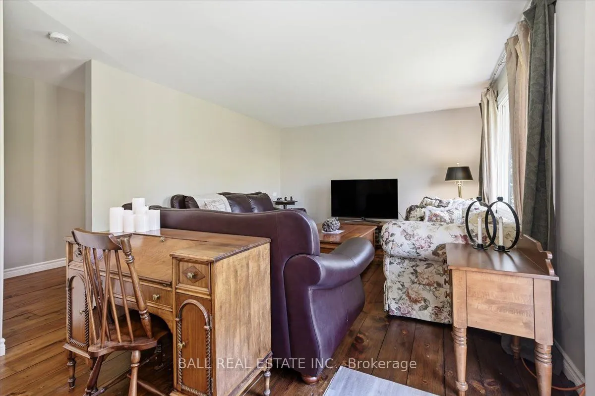 2046 Selwyn Road