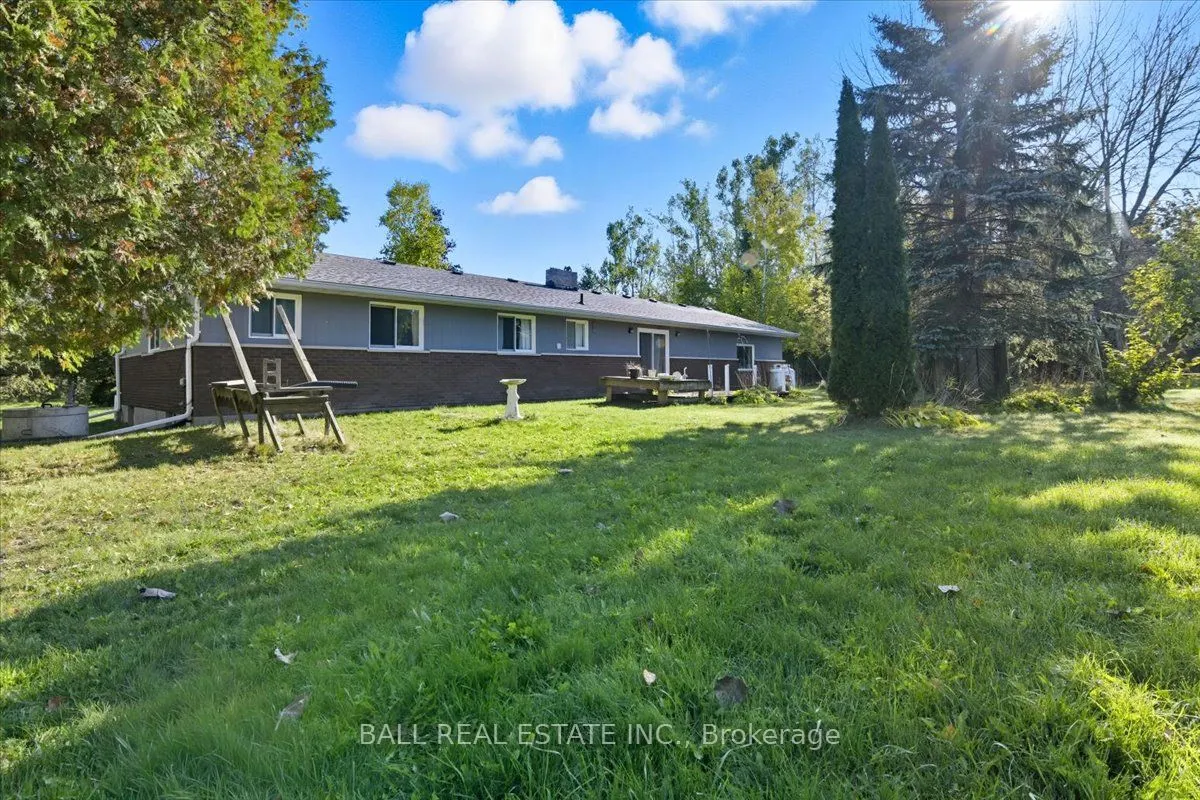 2046 Selwyn Road