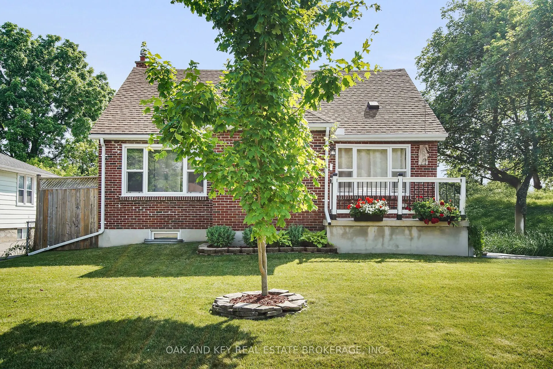 216 Vancouver Street