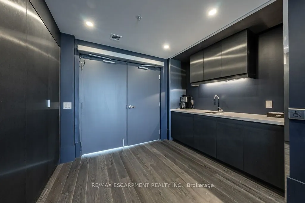 16 Concord Place, #118