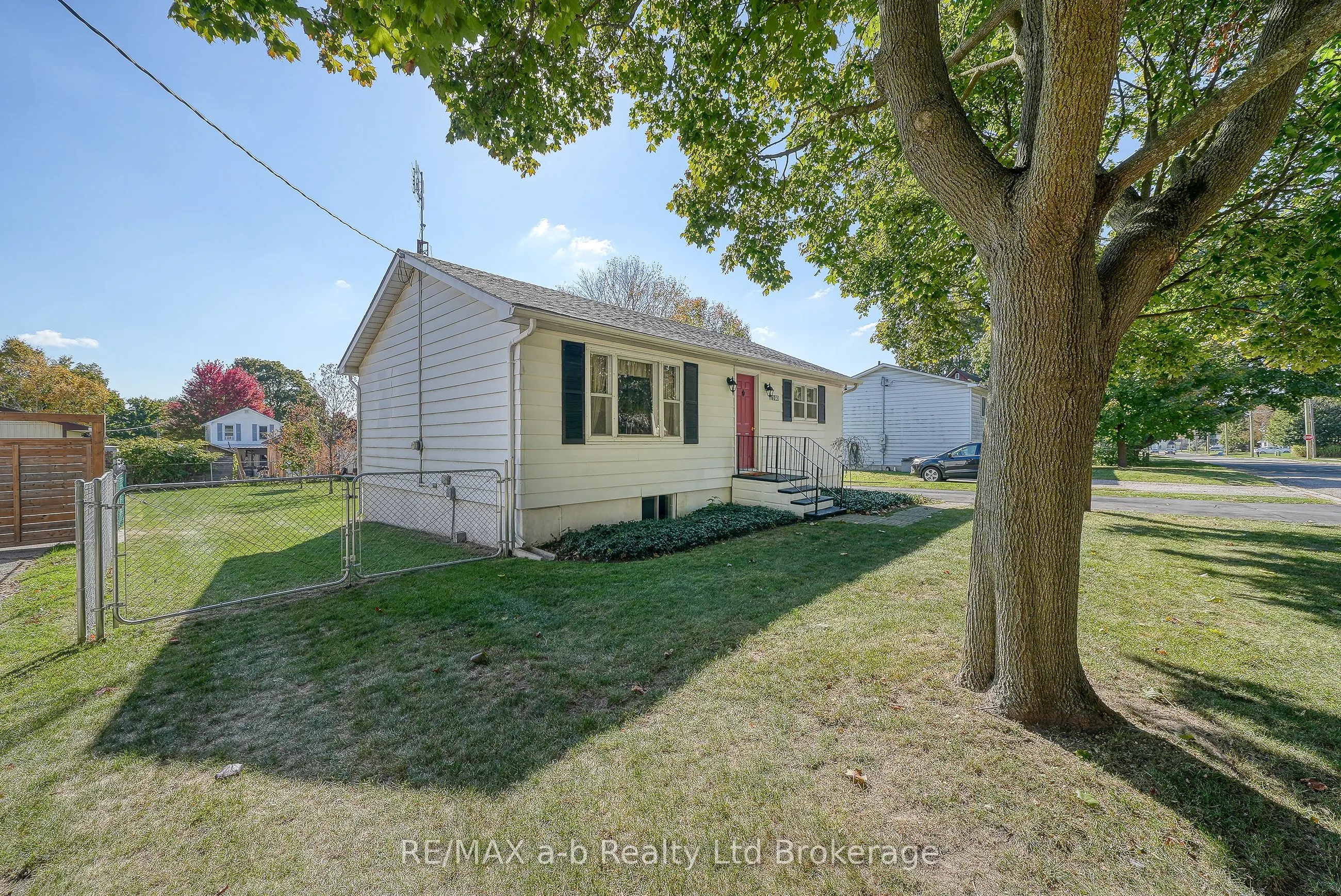 160 Metcalfe Street