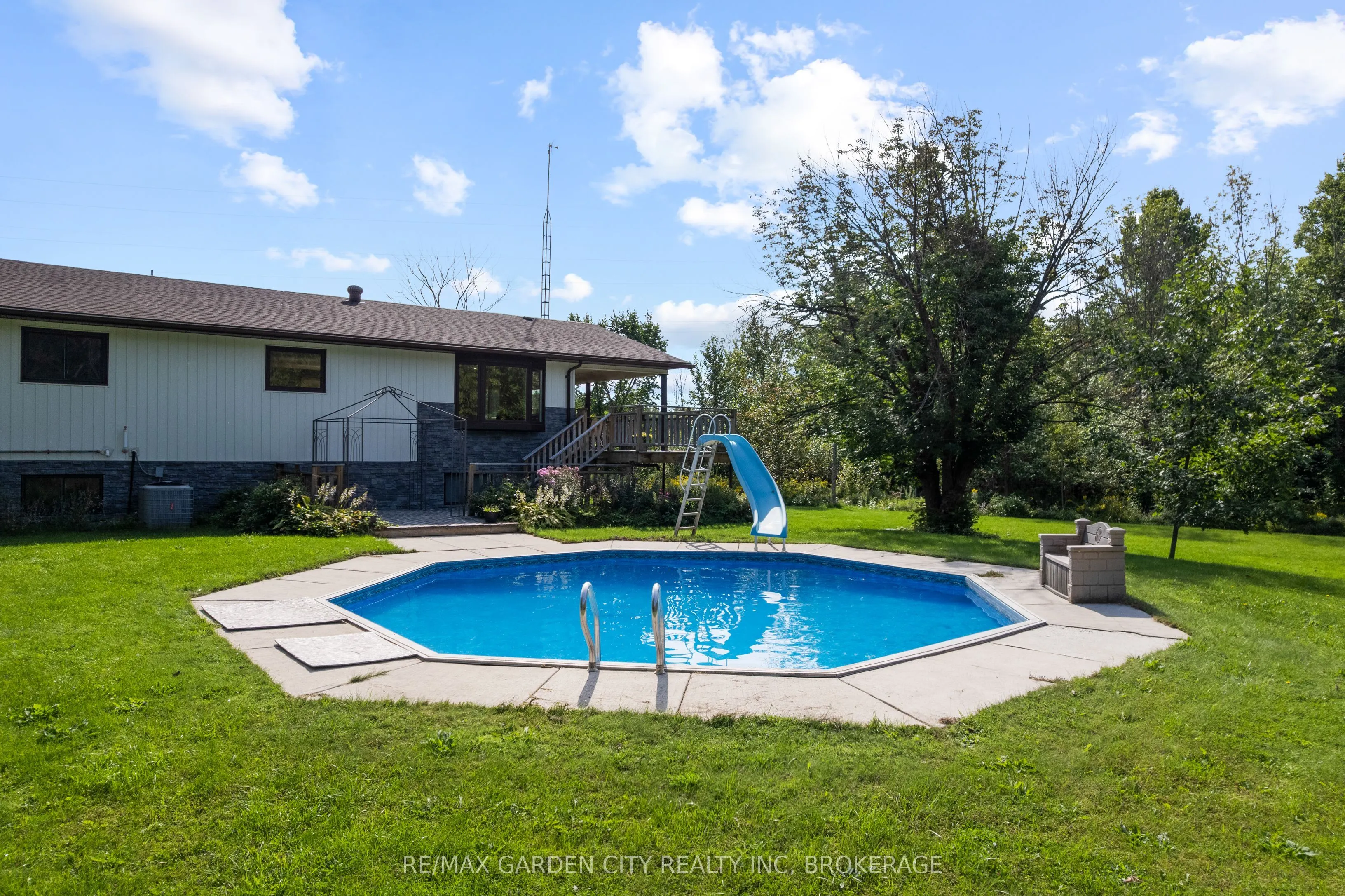 317540 6&10 Highway