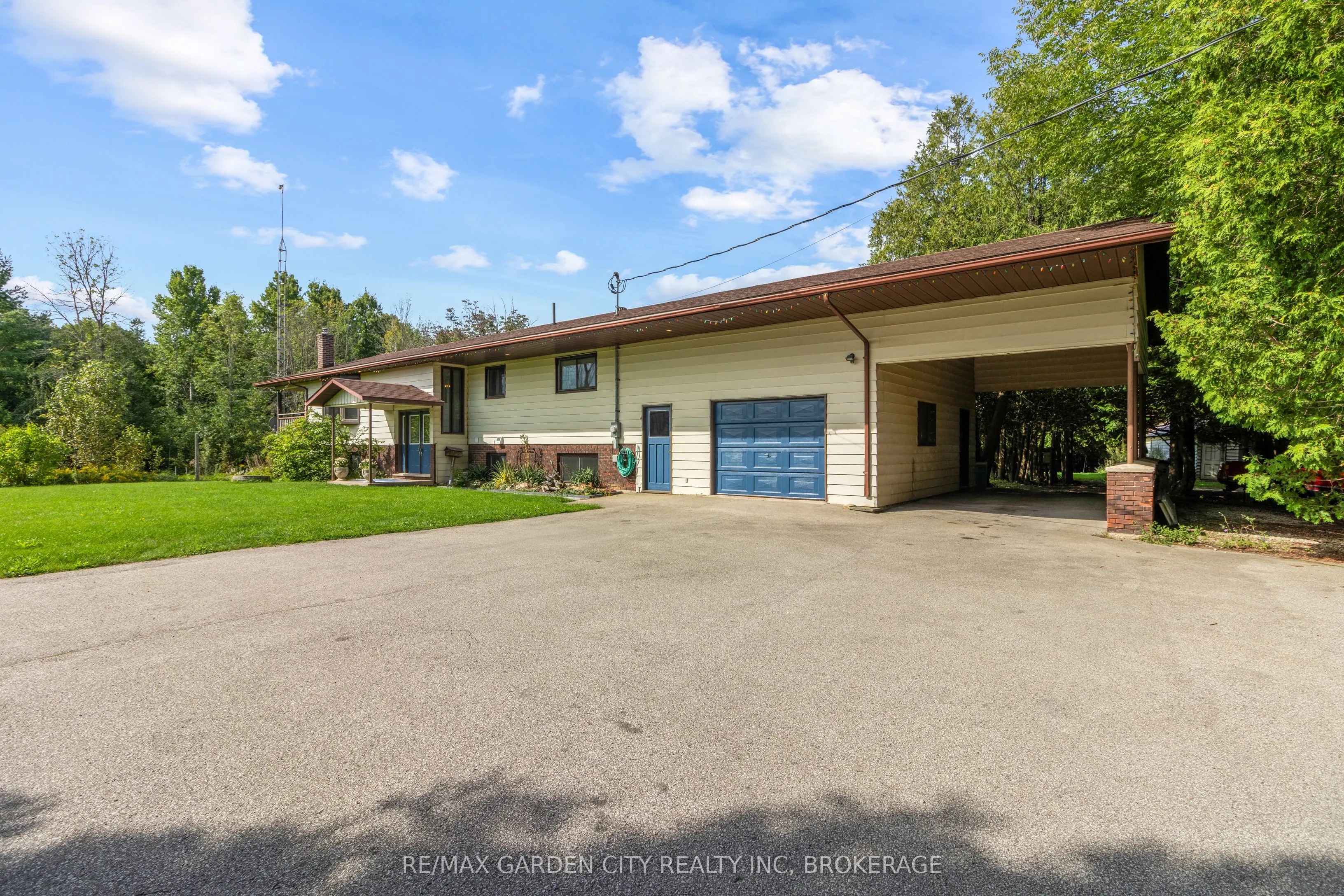 317540 6&10 Highway