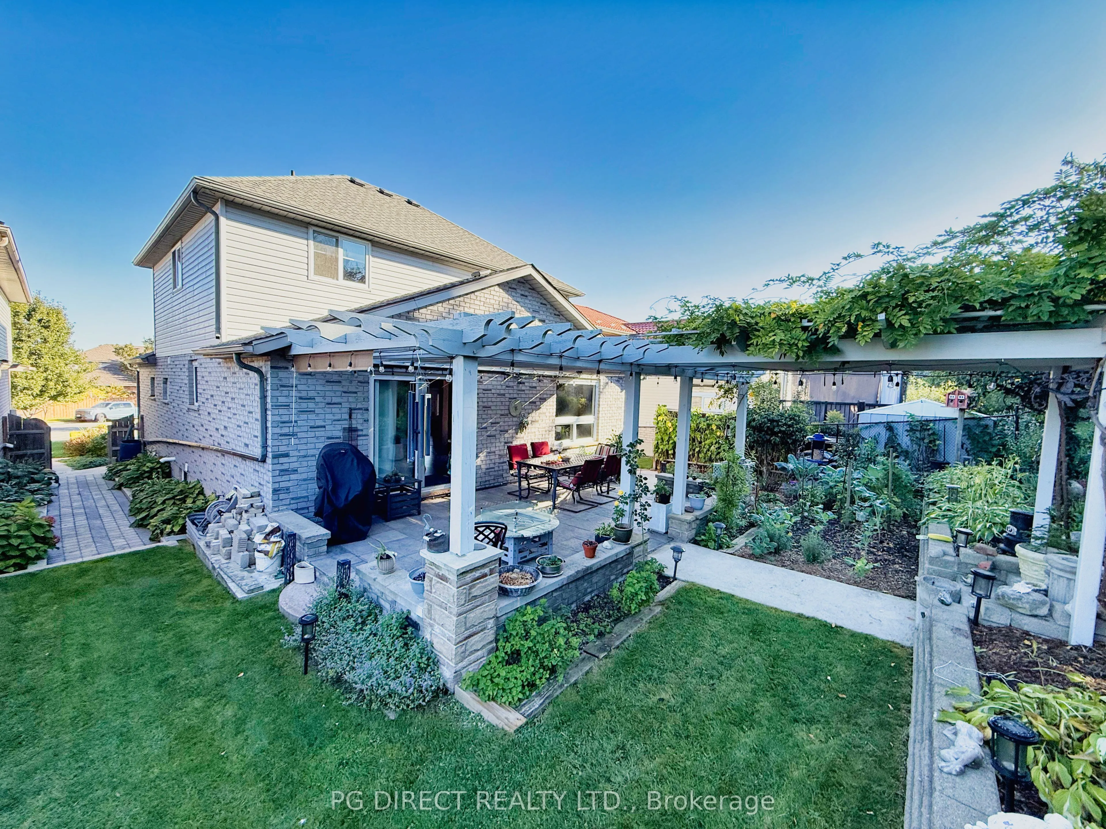 44 Dineen Court
