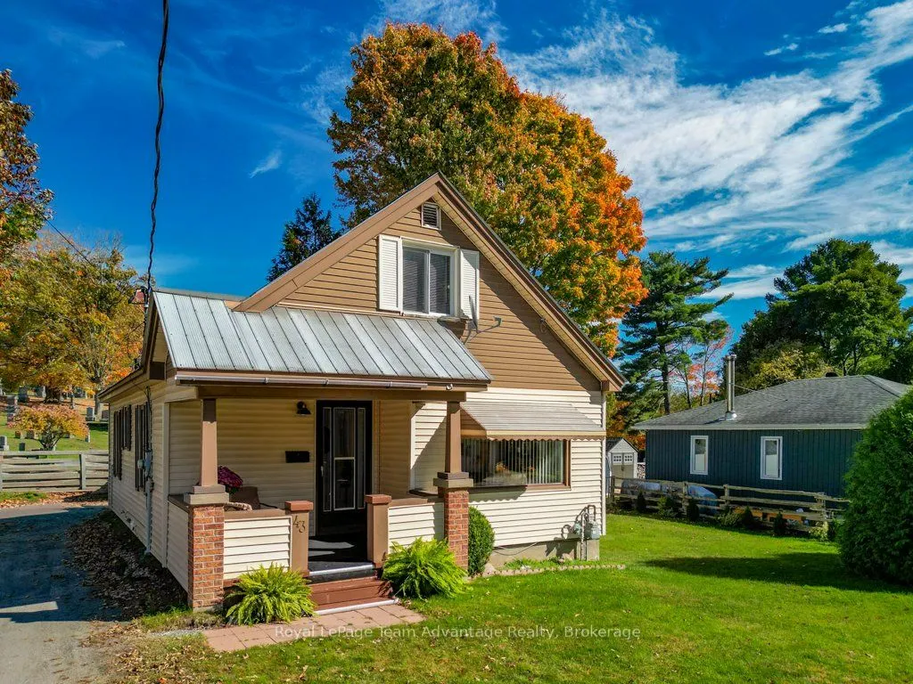 43 Hillcrest Avenue