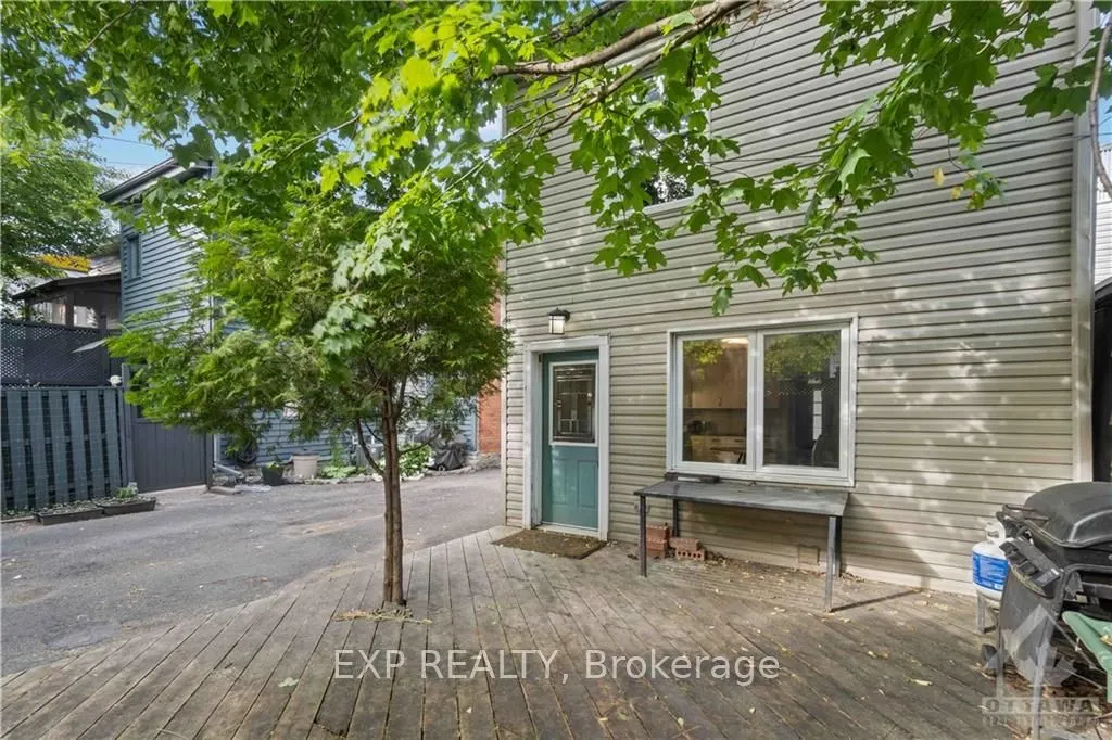 162 KING EDWARD Avenue
