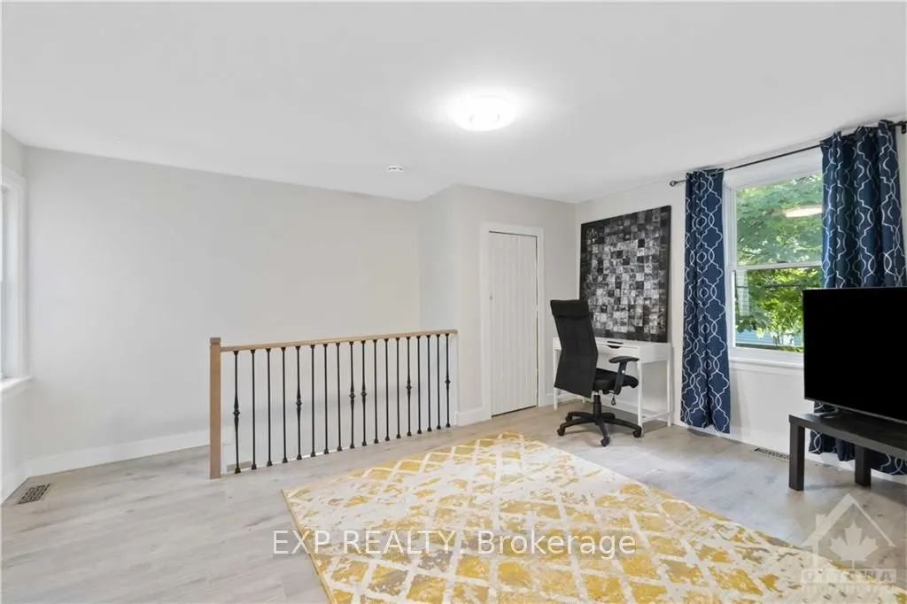 162 KING EDWARD Avenue