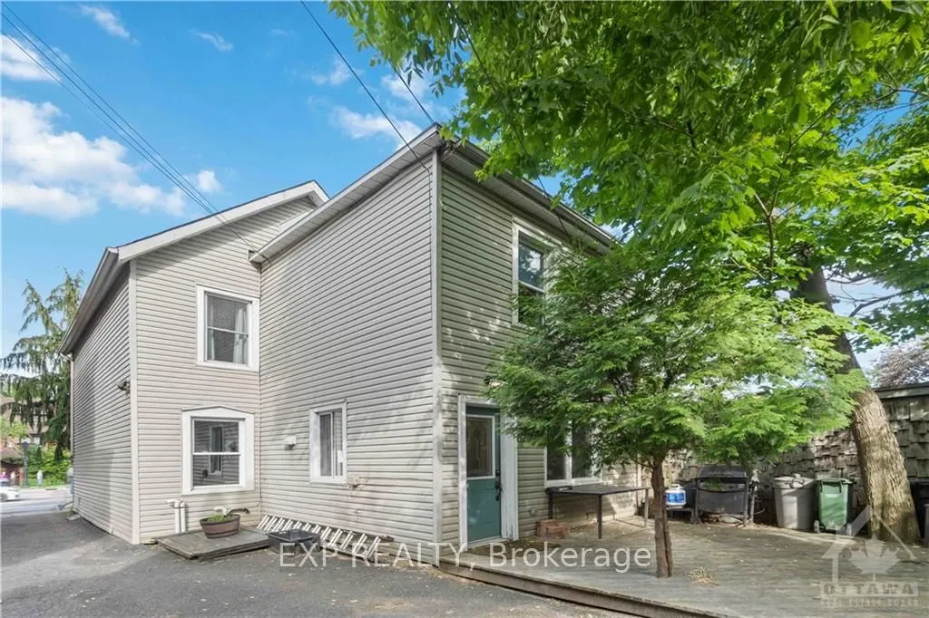 162 KING EDWARD Avenue