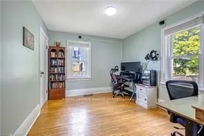 118 Main Street W