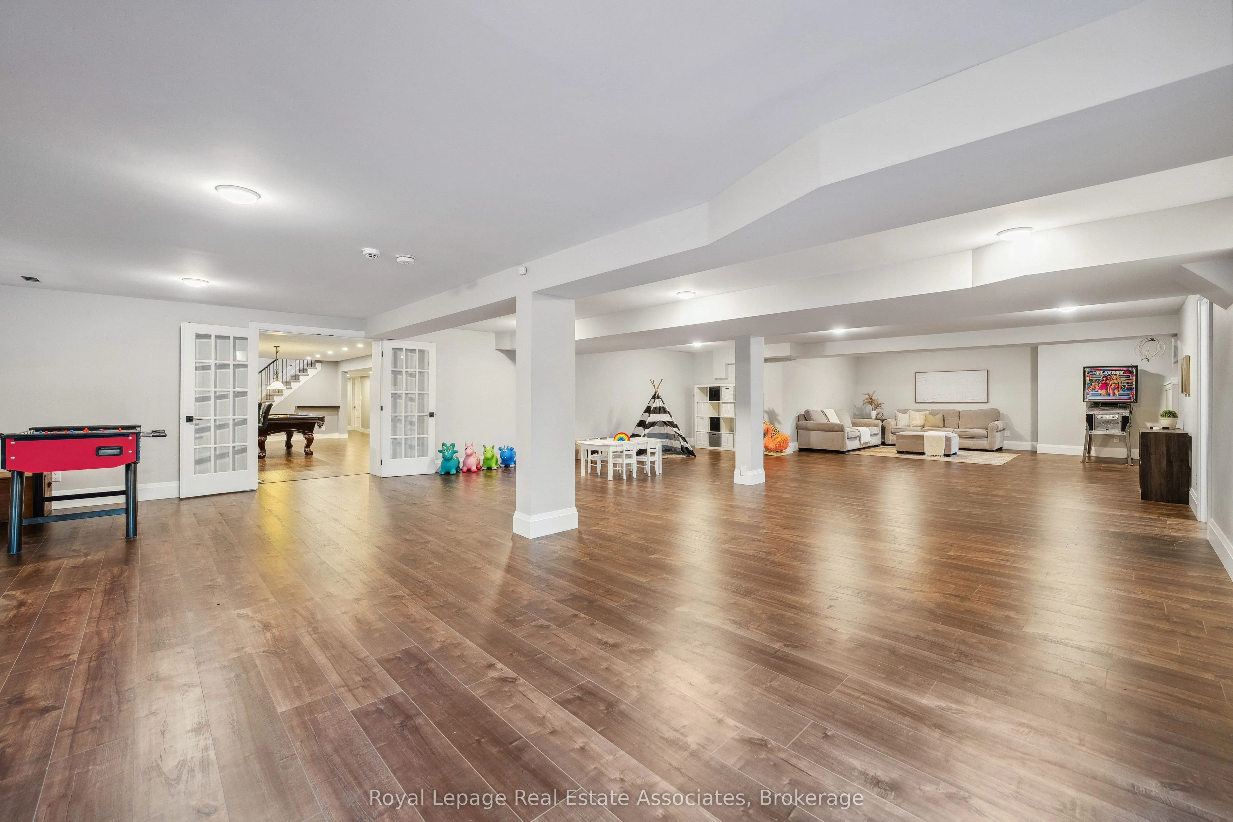 102 Concession 11 E
