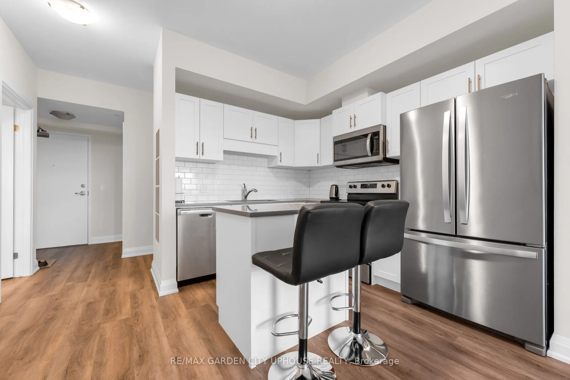 118 Summerside Boulevard, #408