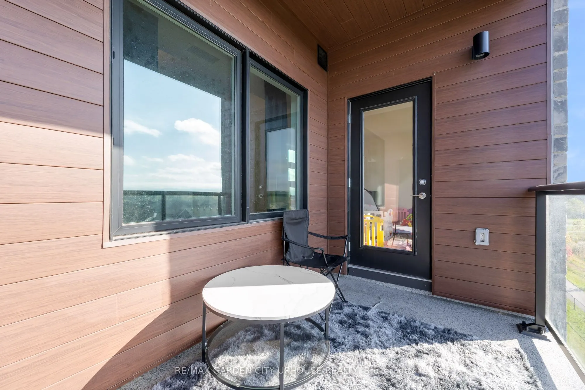 118 Summerside Boulevard, #408
