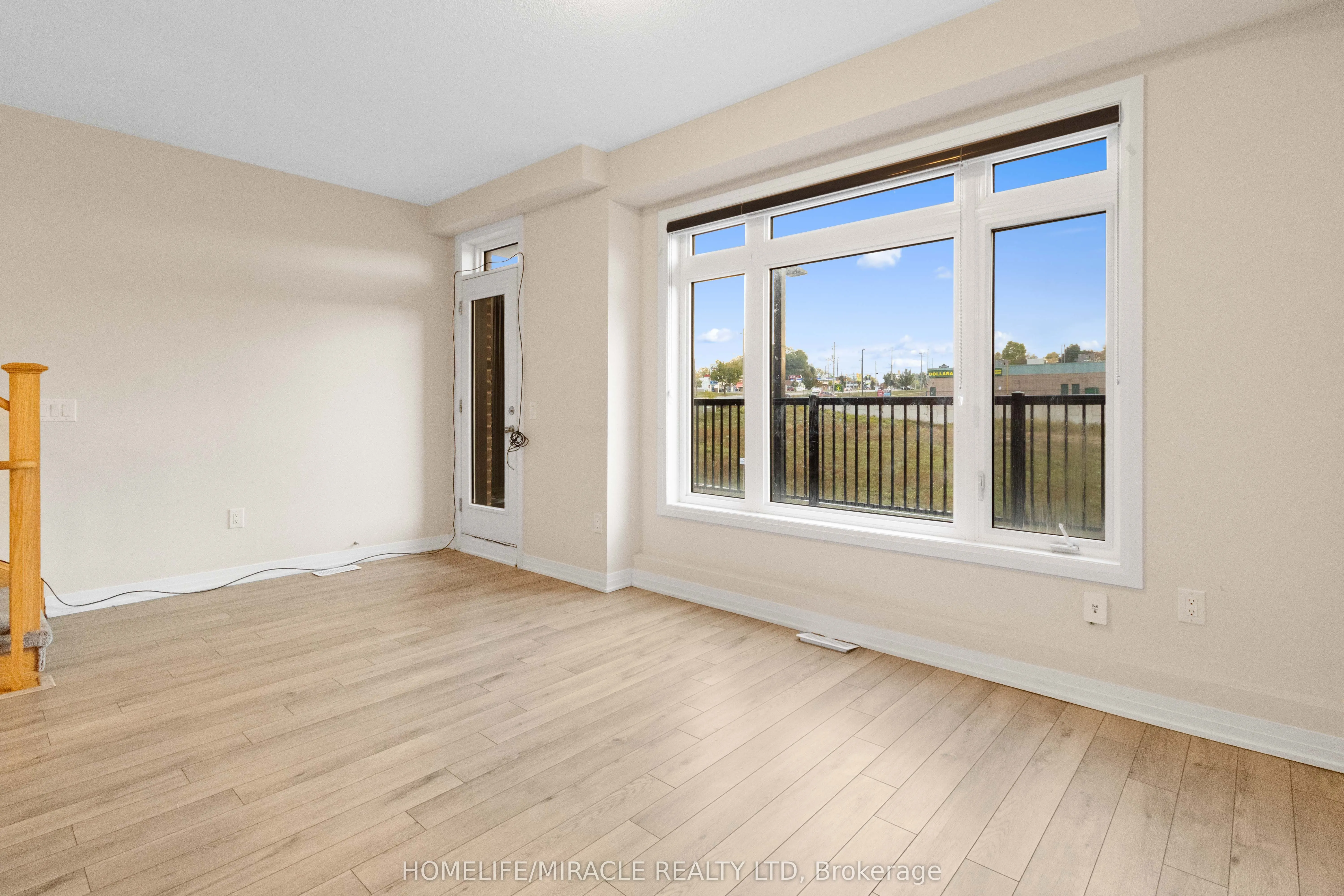585 Colborne Street E, #109