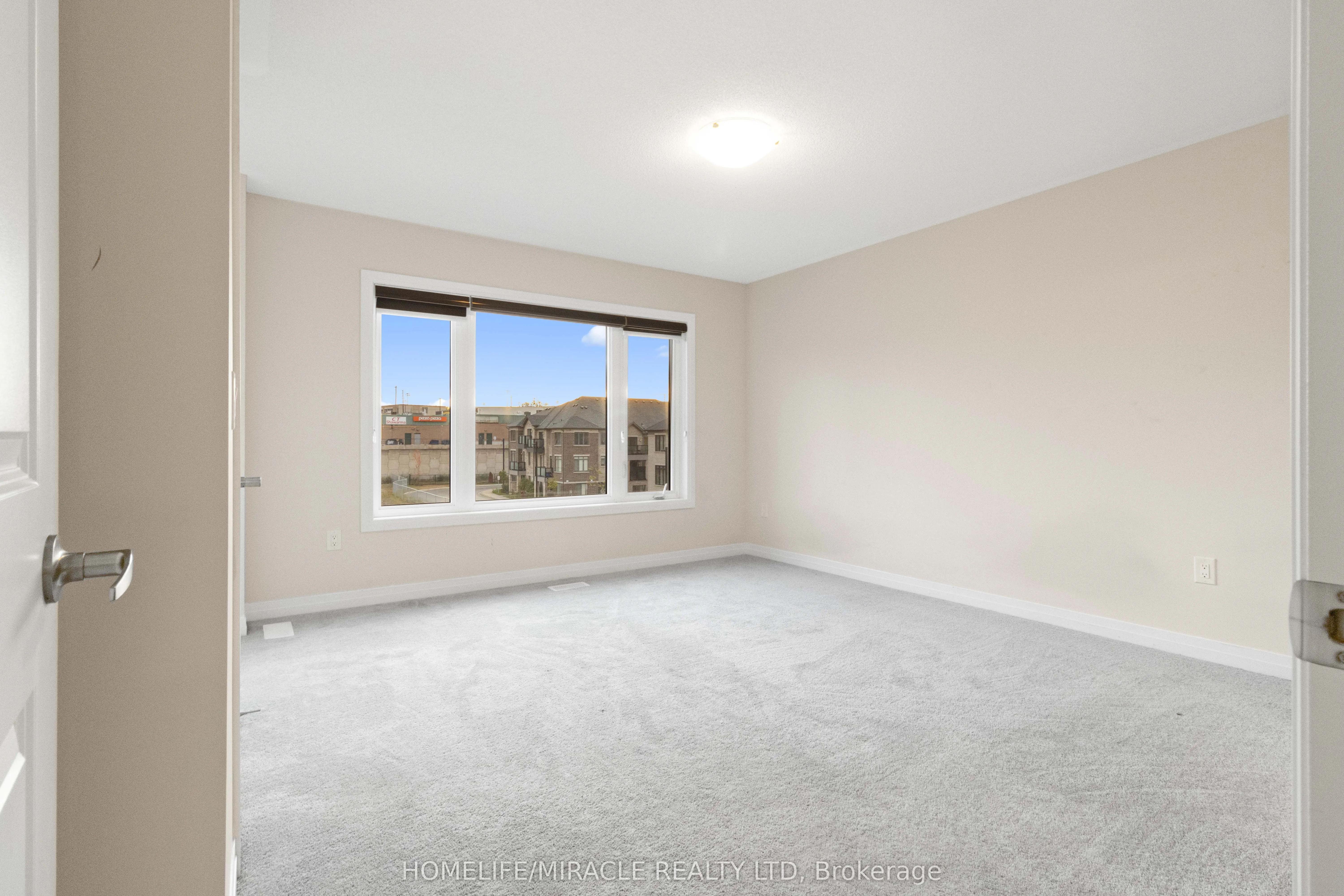 585 Colborne Street E, #109