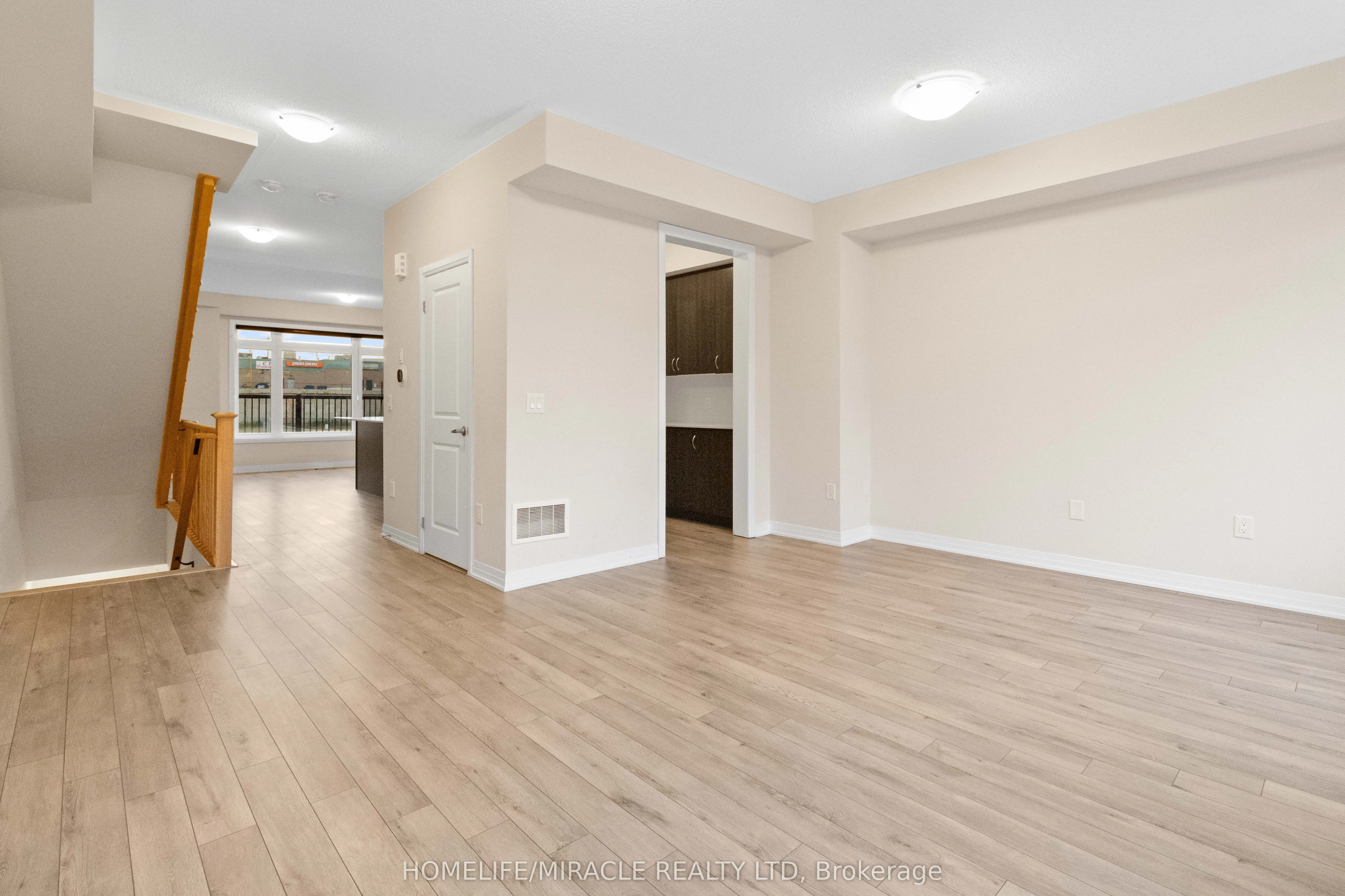 585 Colborne Street E, #109