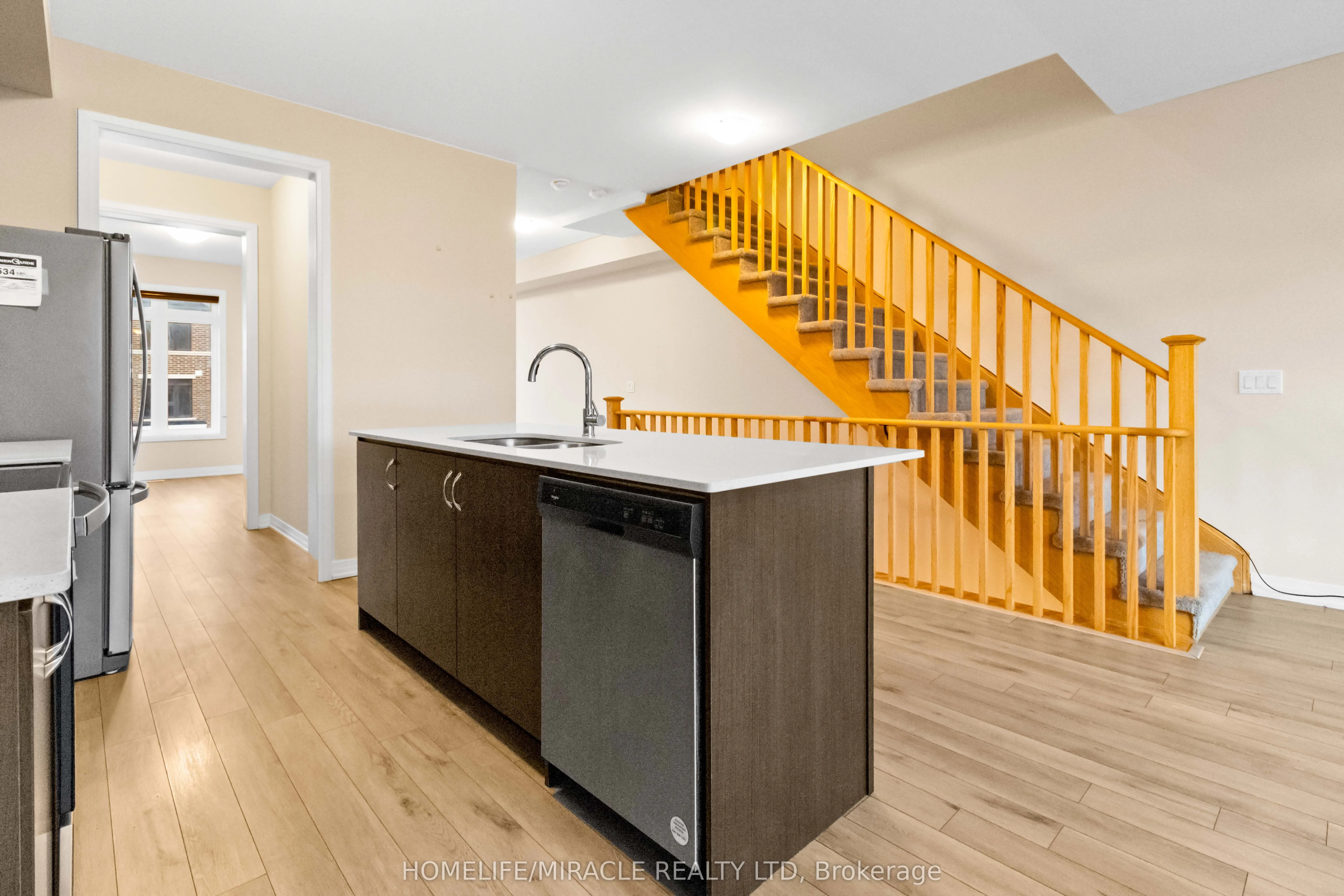 585 Colborne Street E, #109