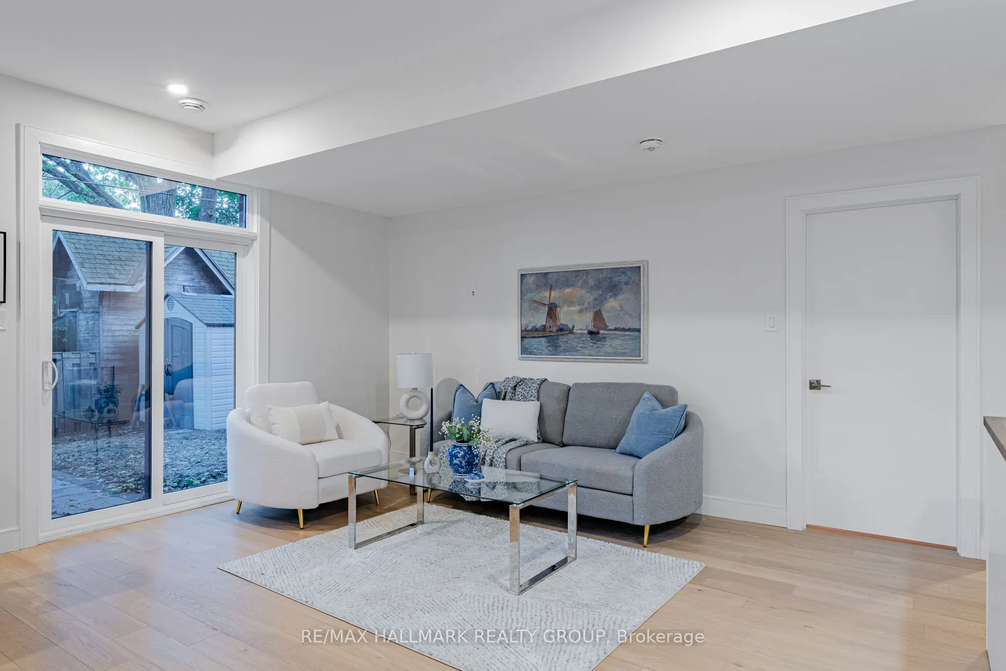 14 THORNTON Avenue