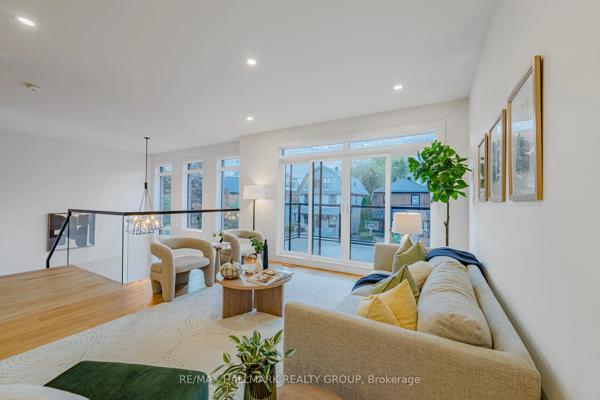 14 THORNTON Avenue