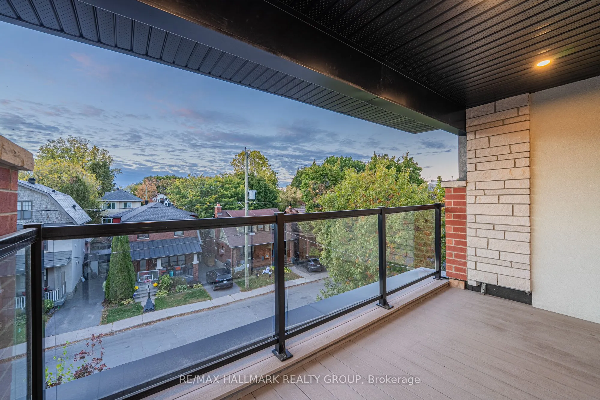 14 THORNTON Avenue