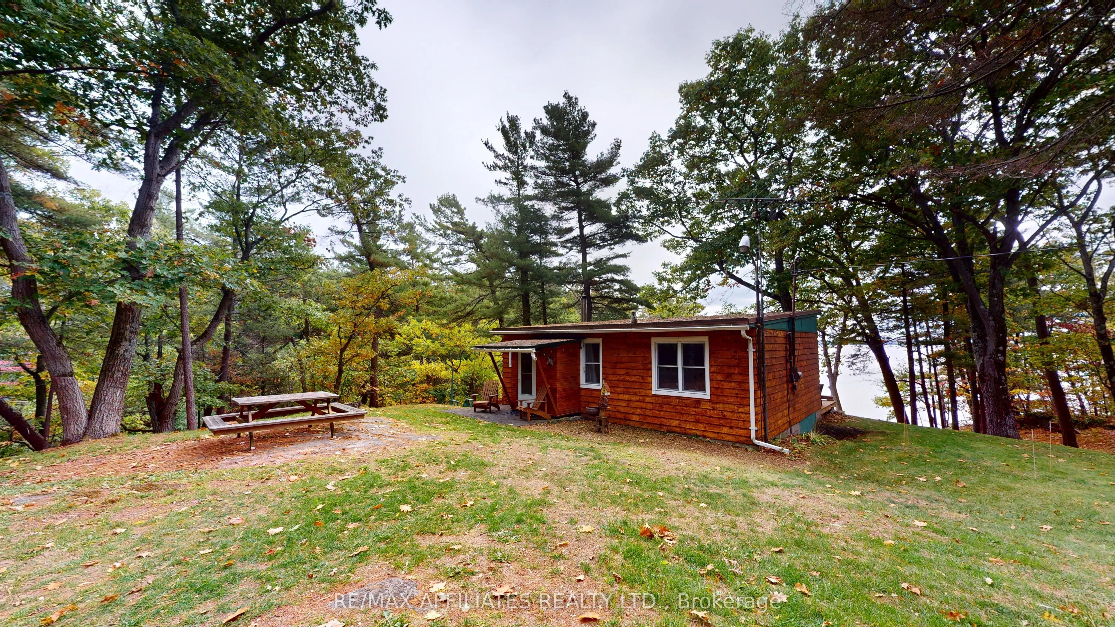 418 Hillcrest Road