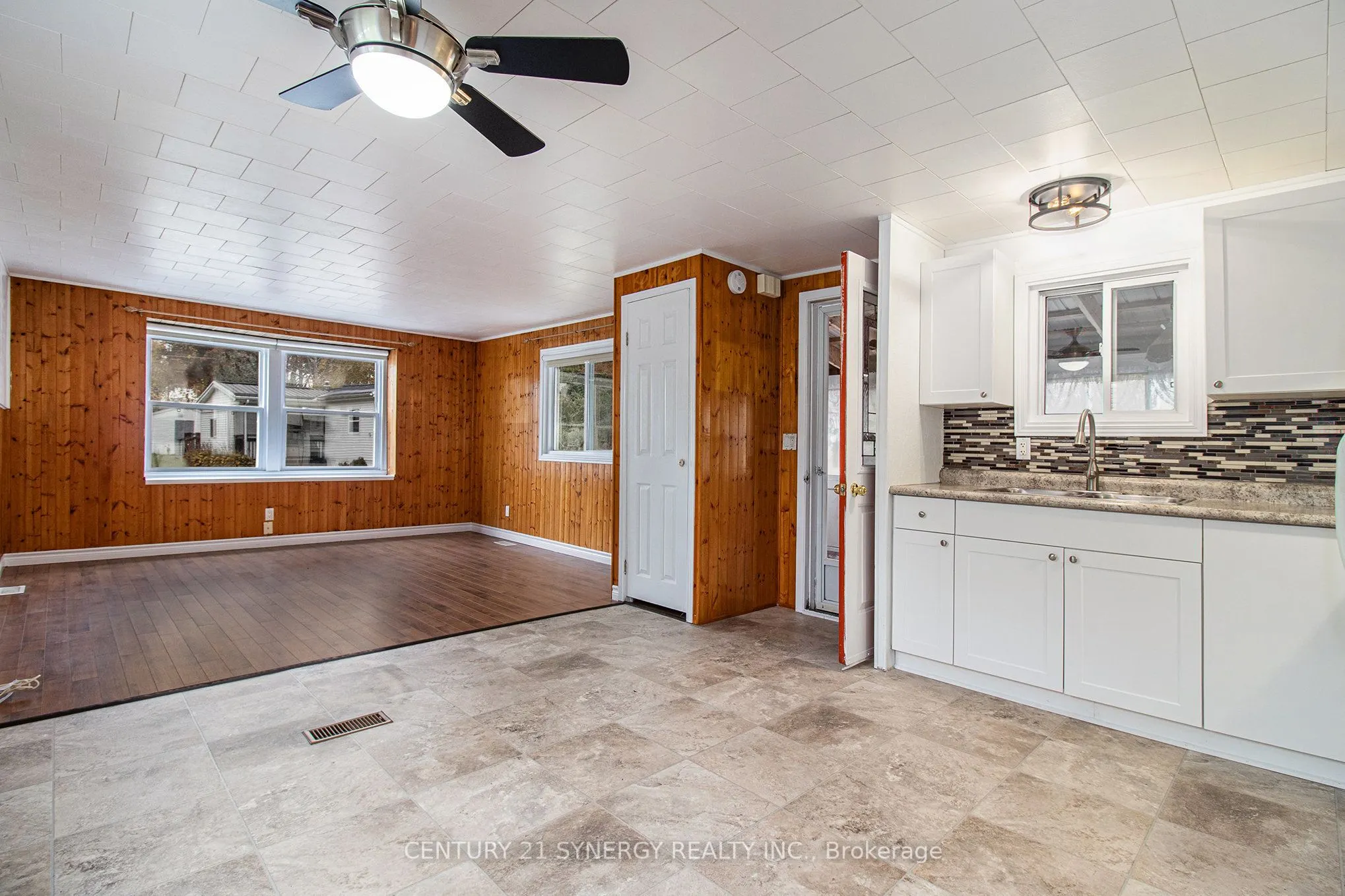 9 Bridle Path