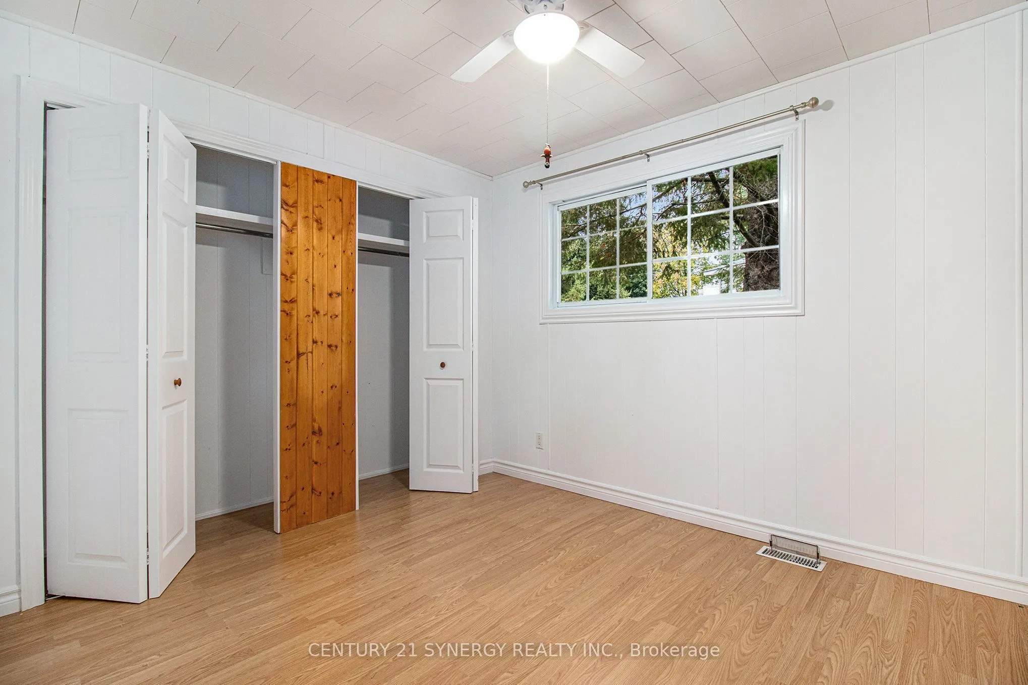 9 Bridle Path