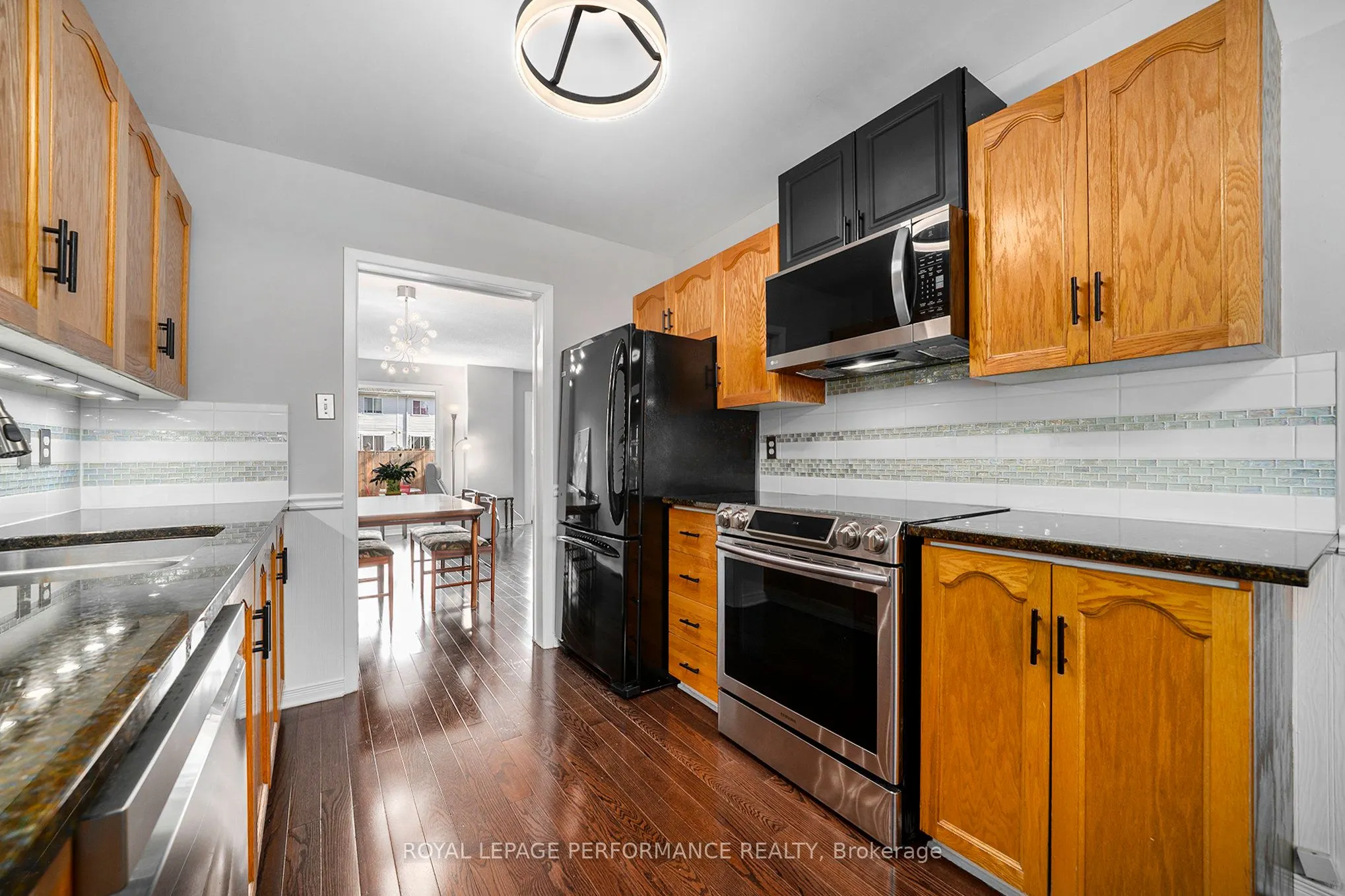 29 Hummingbird Crescent