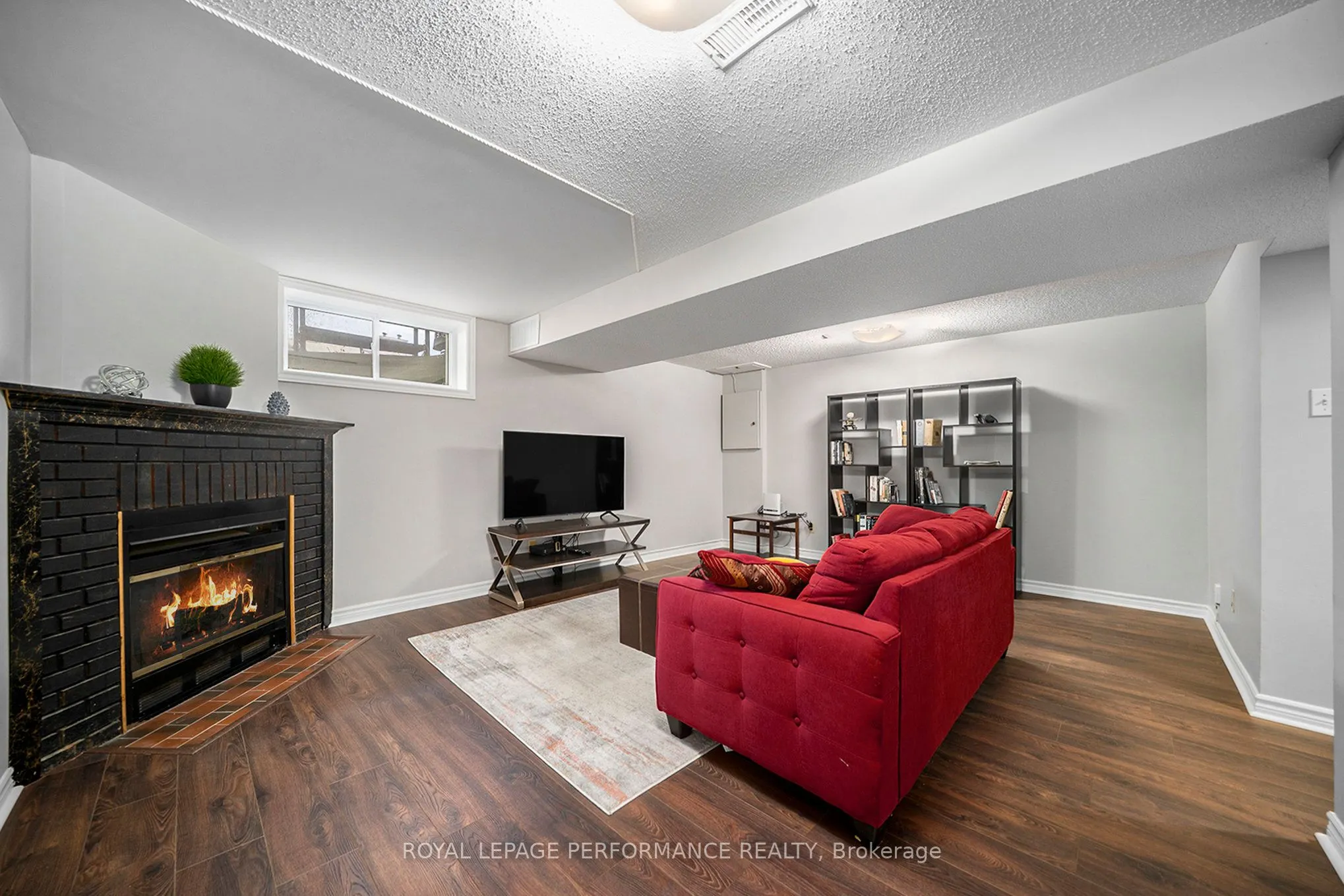 29 Hummingbird Crescent