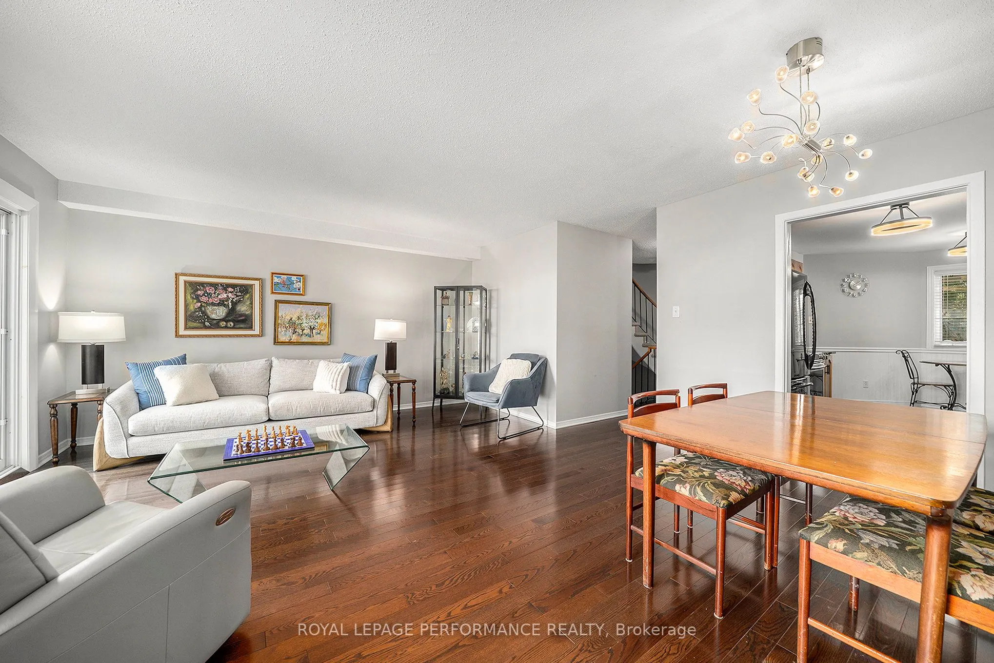 29 Hummingbird Crescent